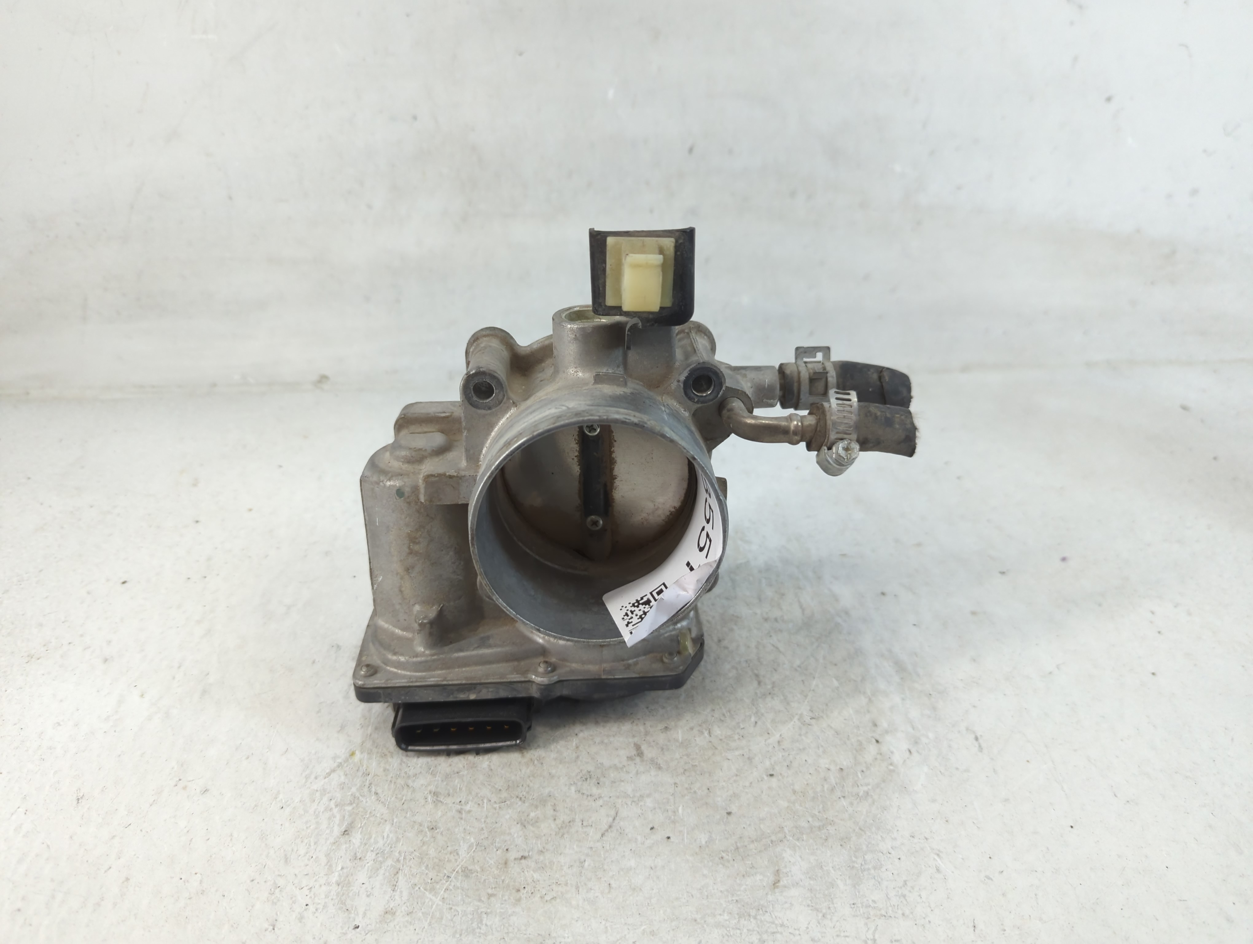 2010-2017 Toyota Camry Throttle Body 798551 - Oemusedautoparts1.com