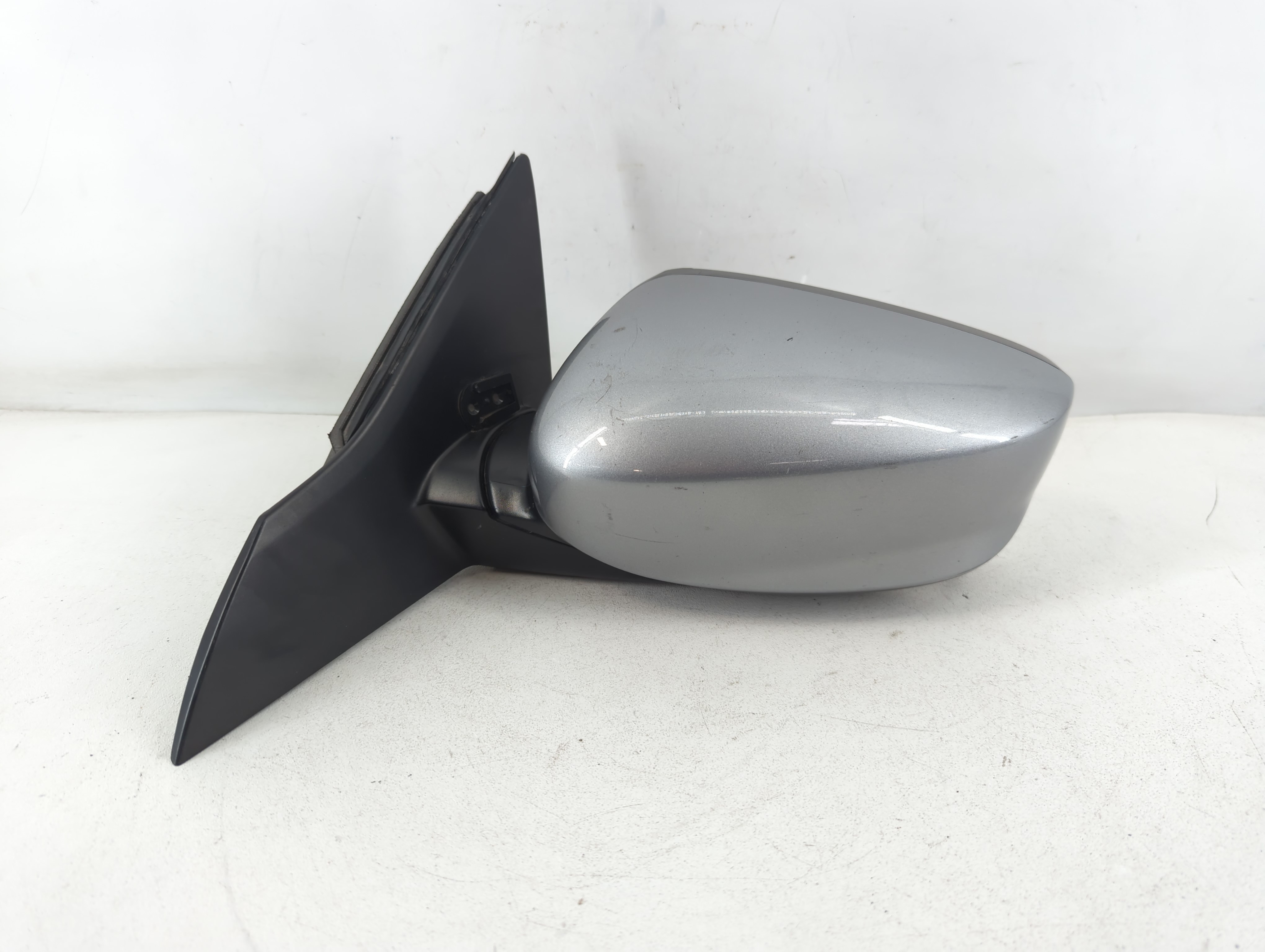 2013-2017 Honda Accord Driver Left Side View Power Door Mirror Silver 798690 - Oemusedautoparts1.com