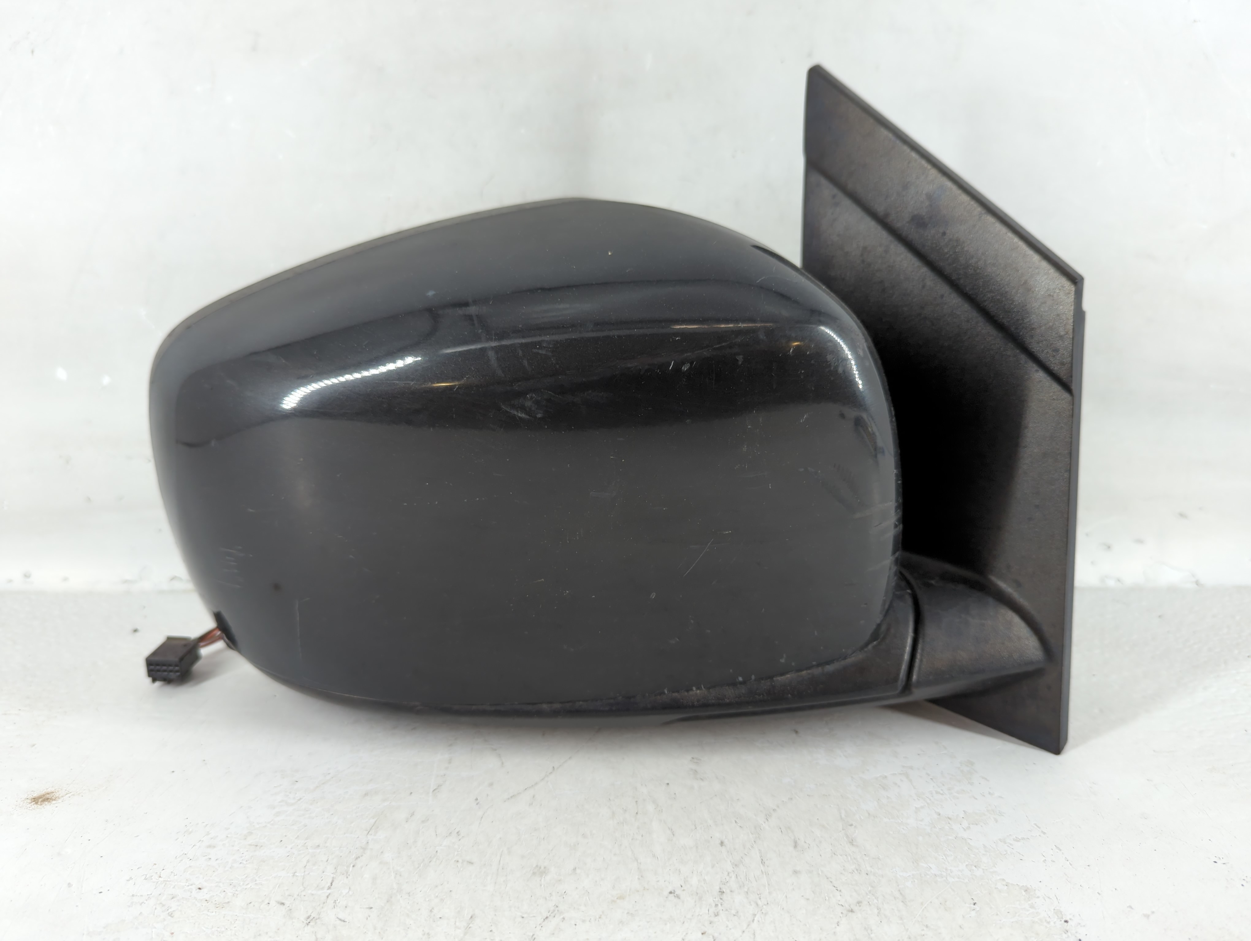 Dodge Caravan Passenger Right Side View Power Door Mirror Black 798729 - Oemusedautoparts1.com