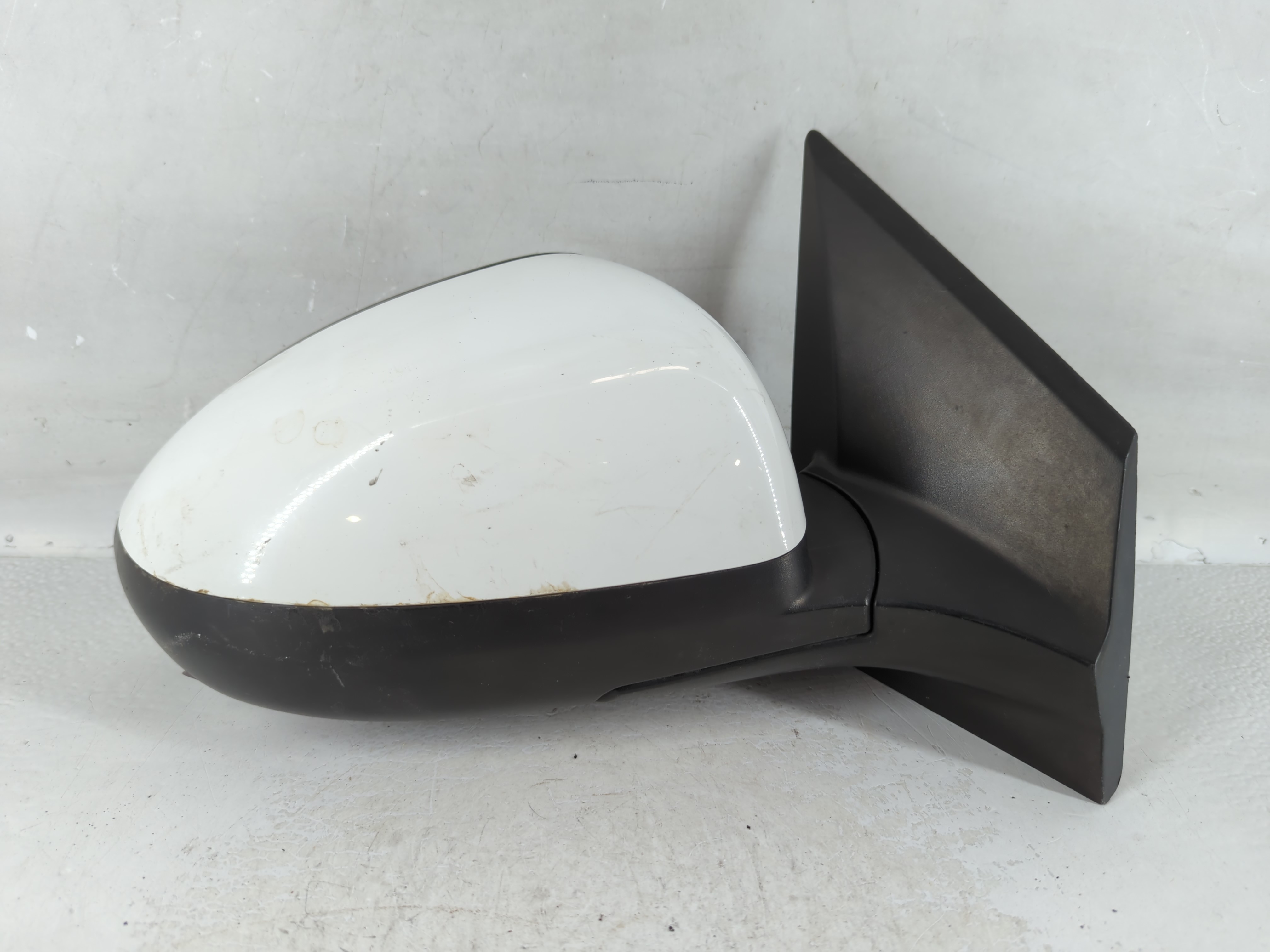 2011-2015 Ford Explorer Passenger Right Side View Power Door Mirror White 798758 - Oemusedautoparts1.com