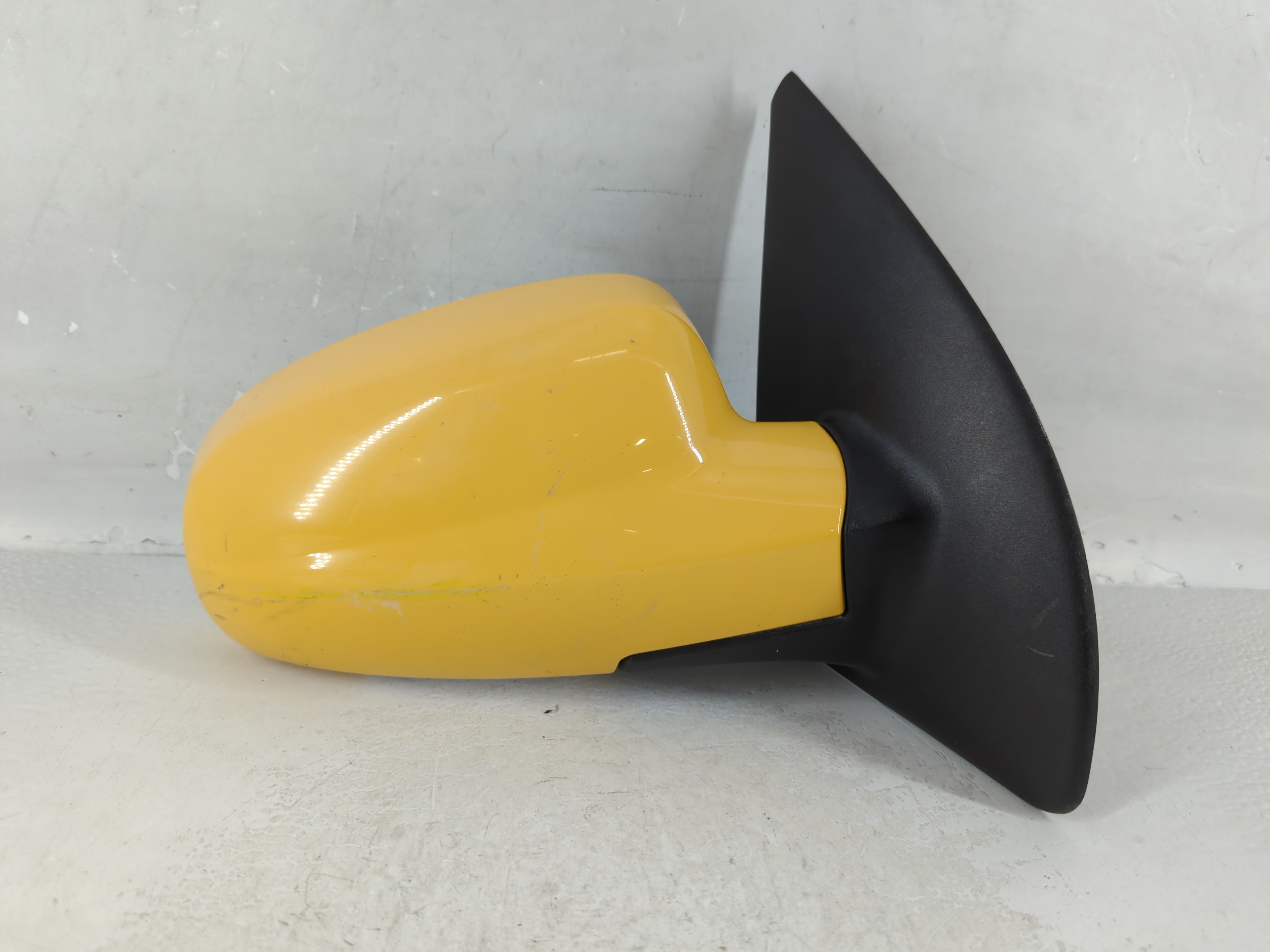 2009-2011 Chevrolet Aveo Passenger Right Side View Power Door Mirror 798759 - Oemusedautoparts1.com