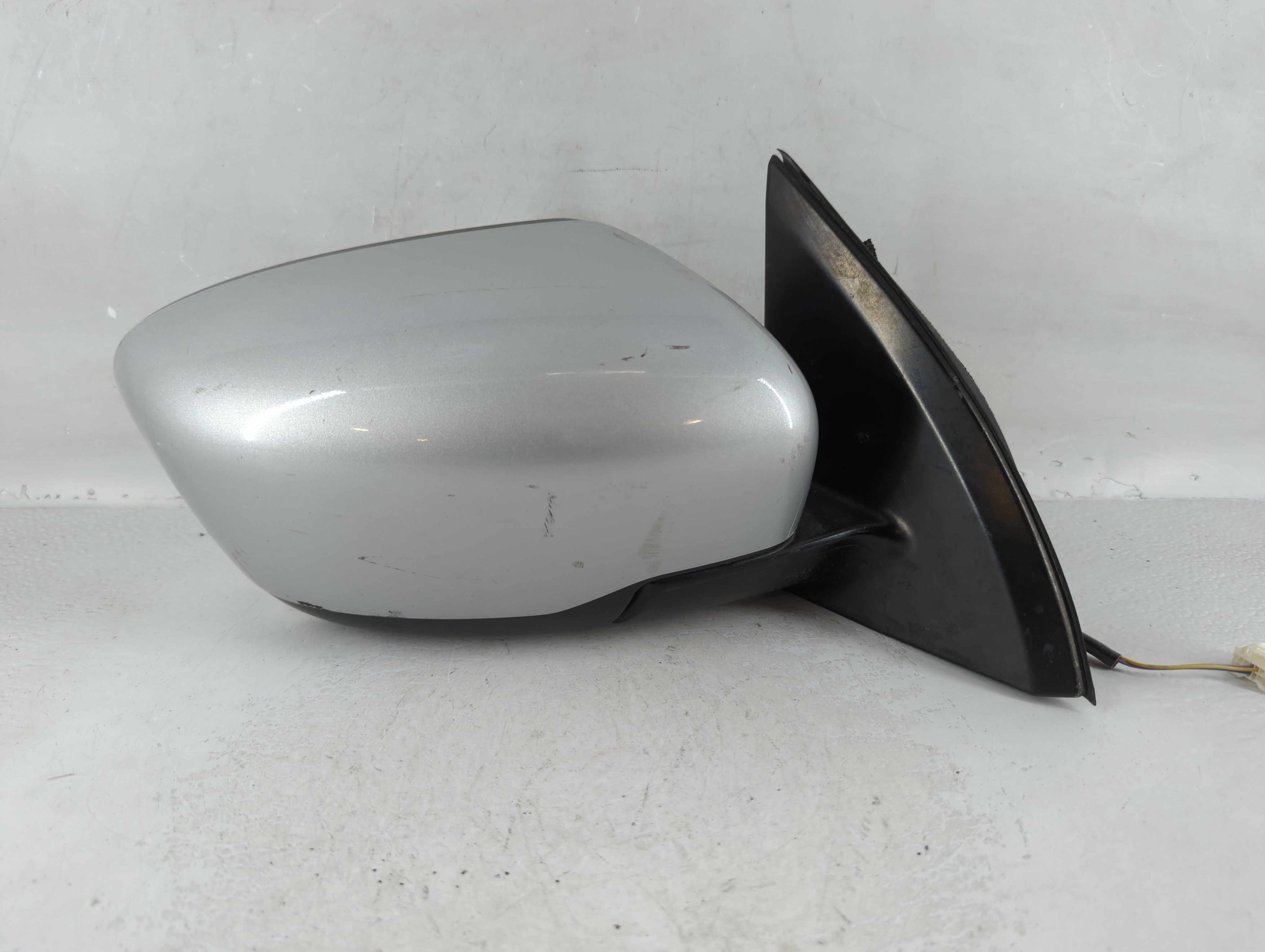 2017-2022 Nissan Rogue Sport Passenger Right Side View Power Door Mirror 798776 - Oemusedautoparts1.com