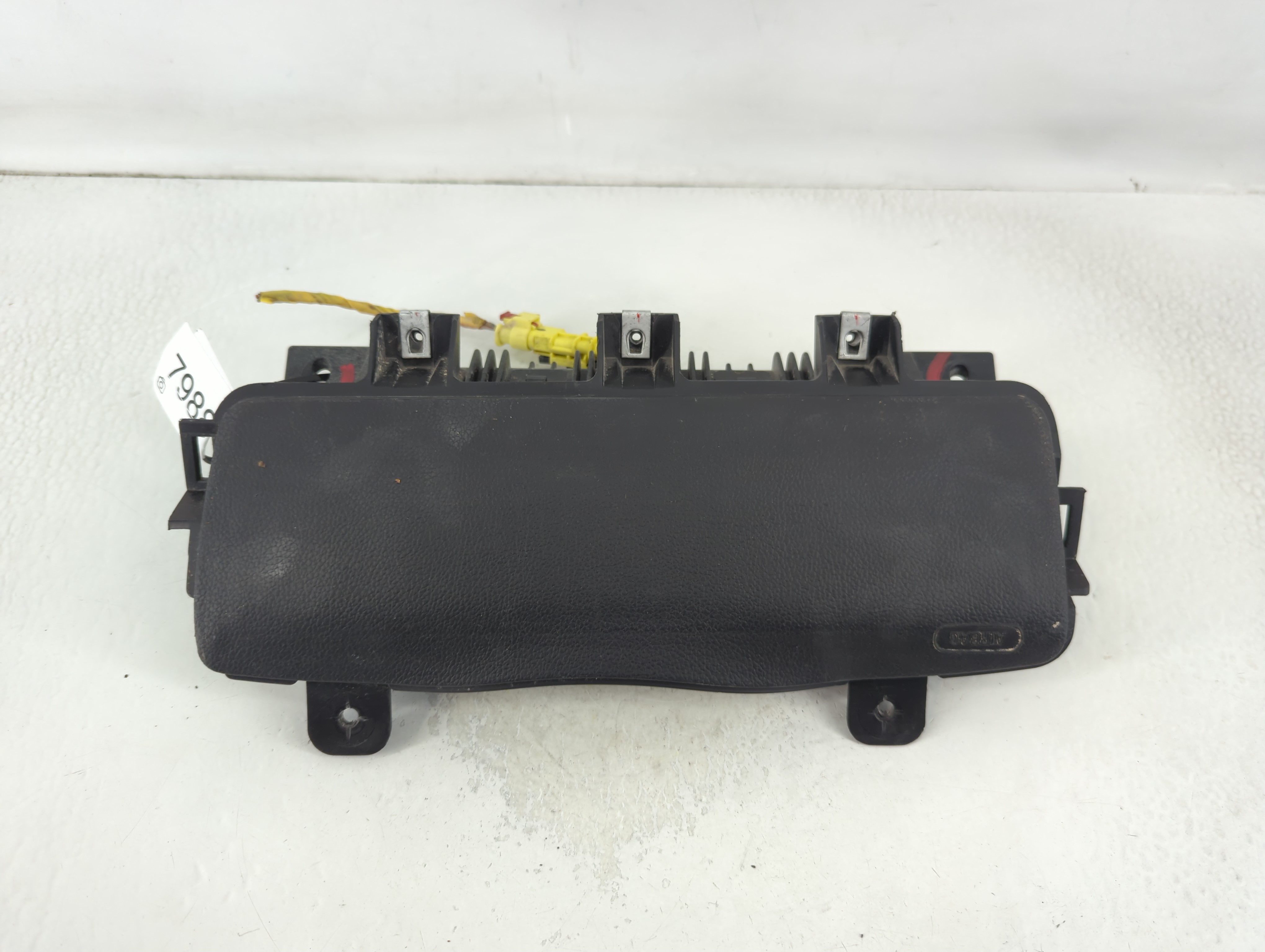 2012-2019 Chevrolet Sonic Air Bag Driver Left Knee Oem 798873 - Oemusedautoparts1.com