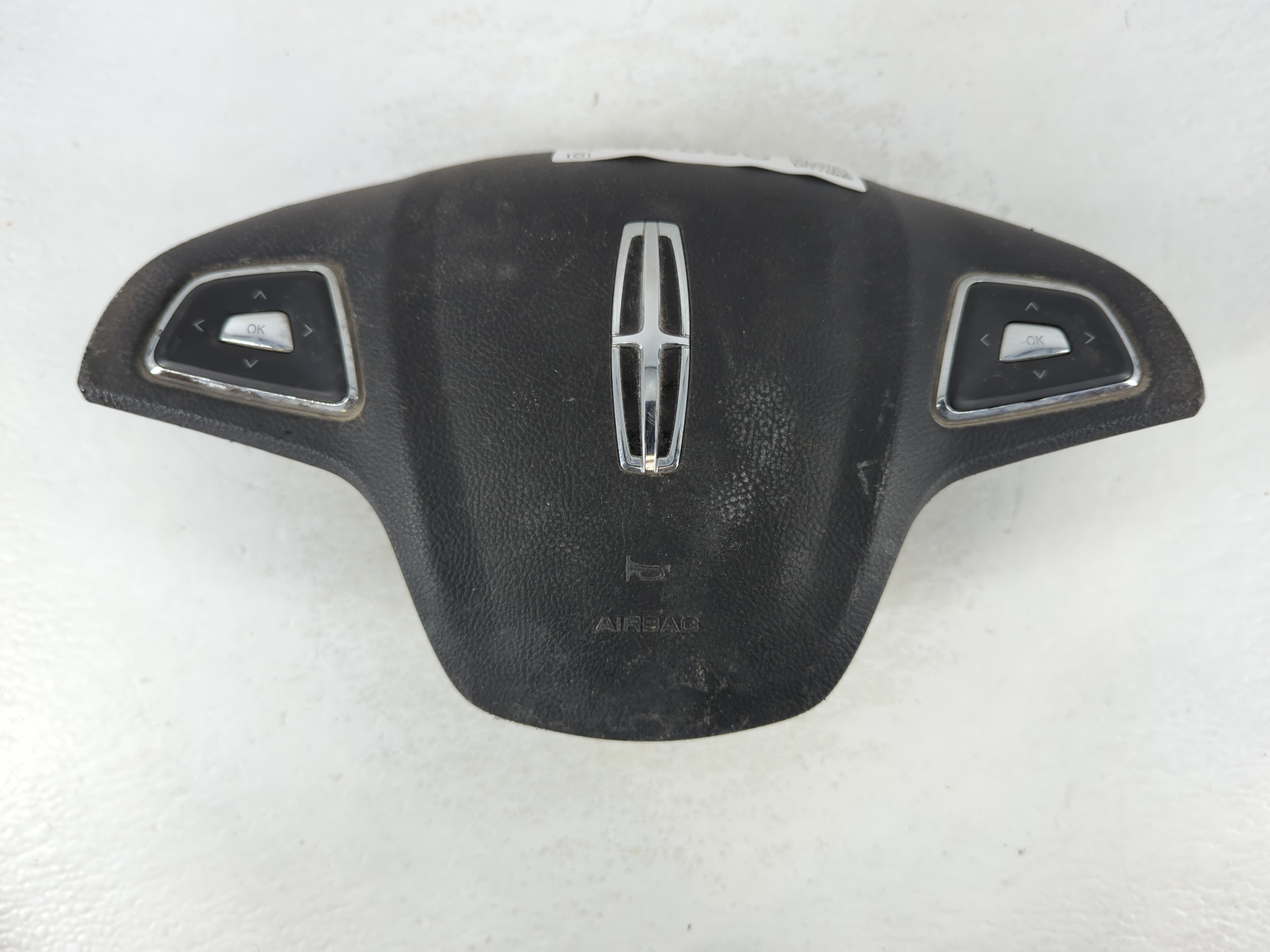 2015-2019 Lincoln Mkc Air Bag Driver Left Steering Wheel Mounted 798896 - Oemusedautoparts1.com