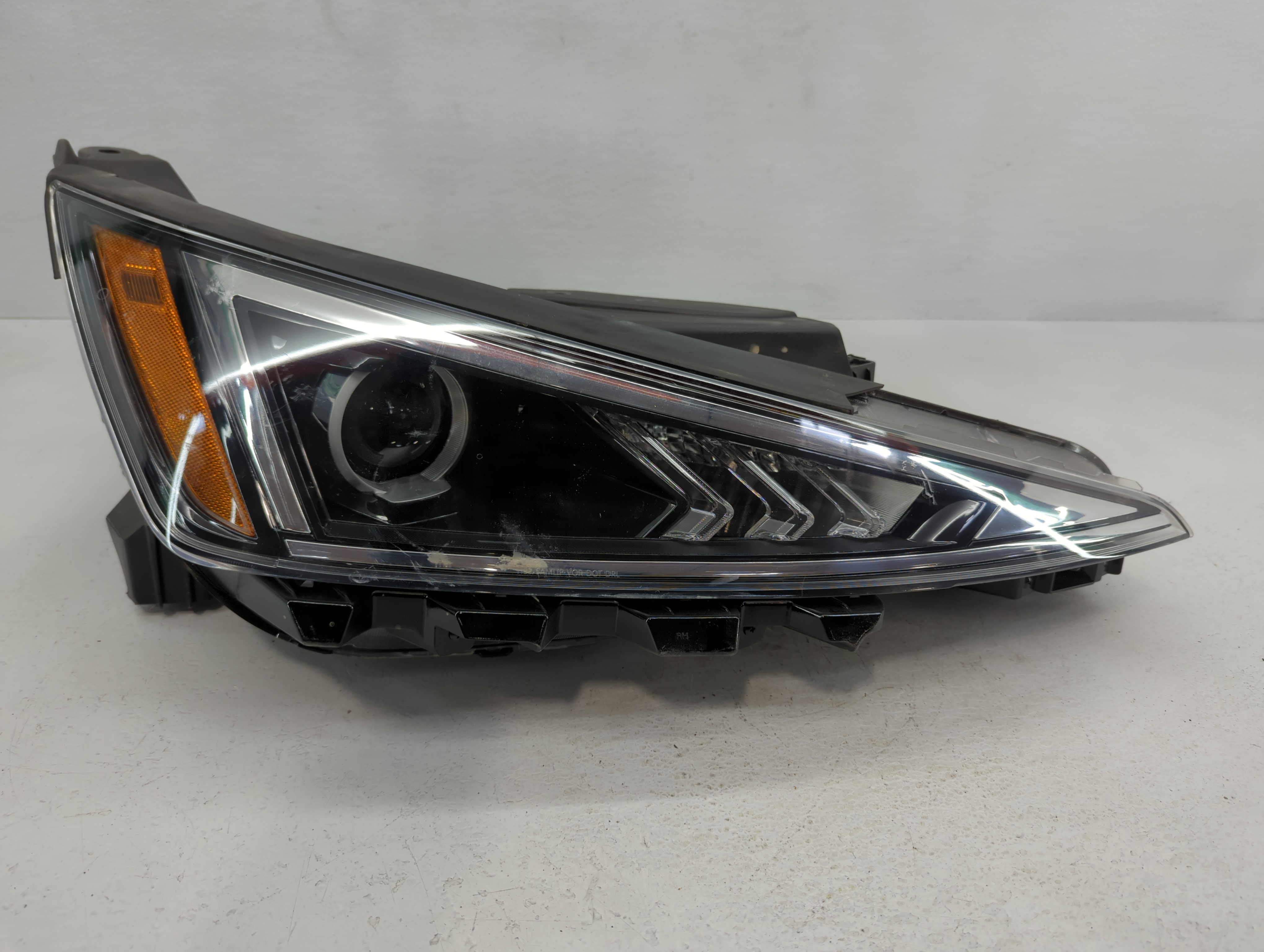 Hyundai Elantra Passenger Right Oem Head Light Headlight Lamp 798936 - Oemusedautoparts1.com