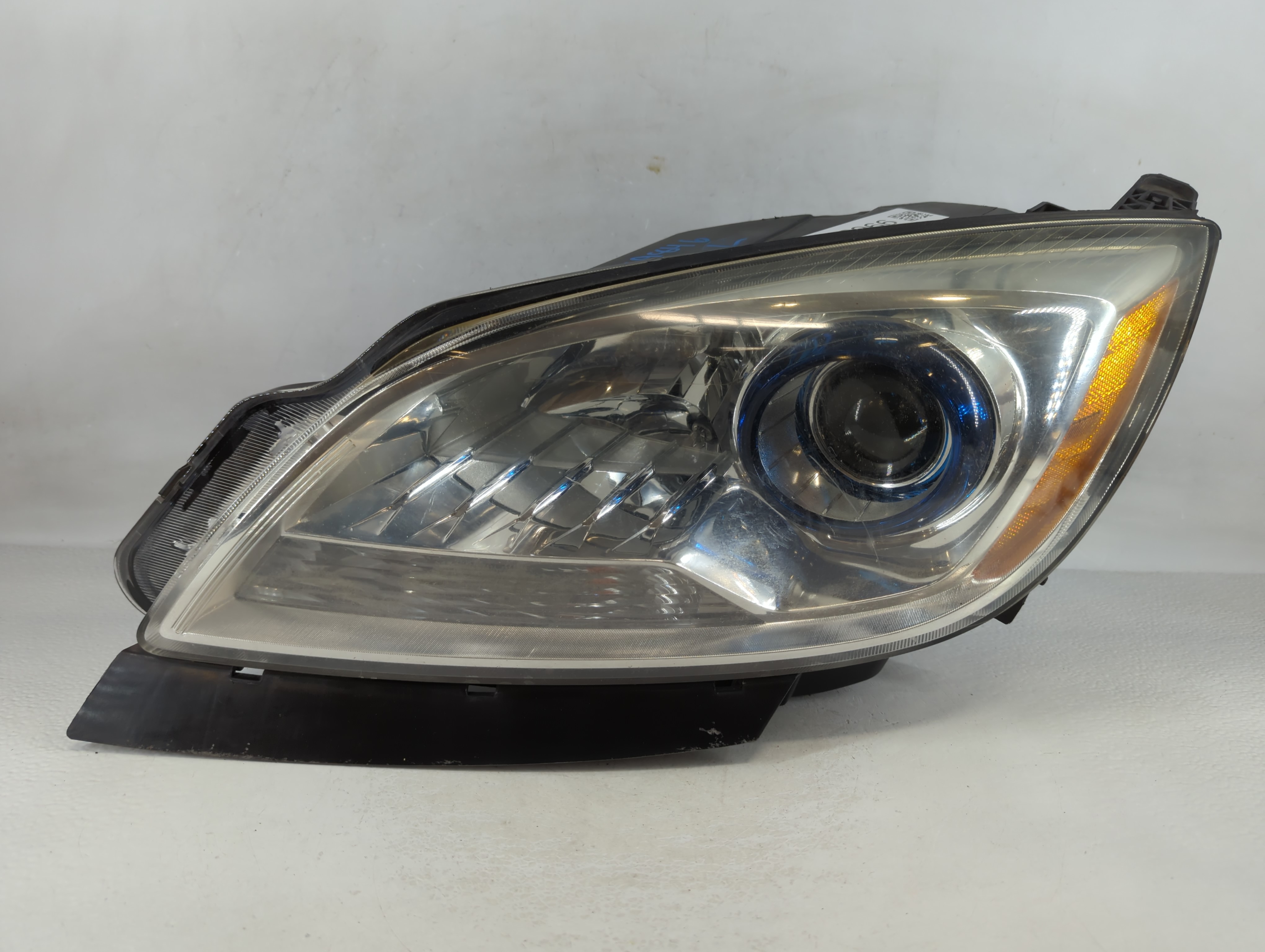 Picture of 2012-2017 Buick Verano Driver Left Oem Head Light Headlight Lamp 798966