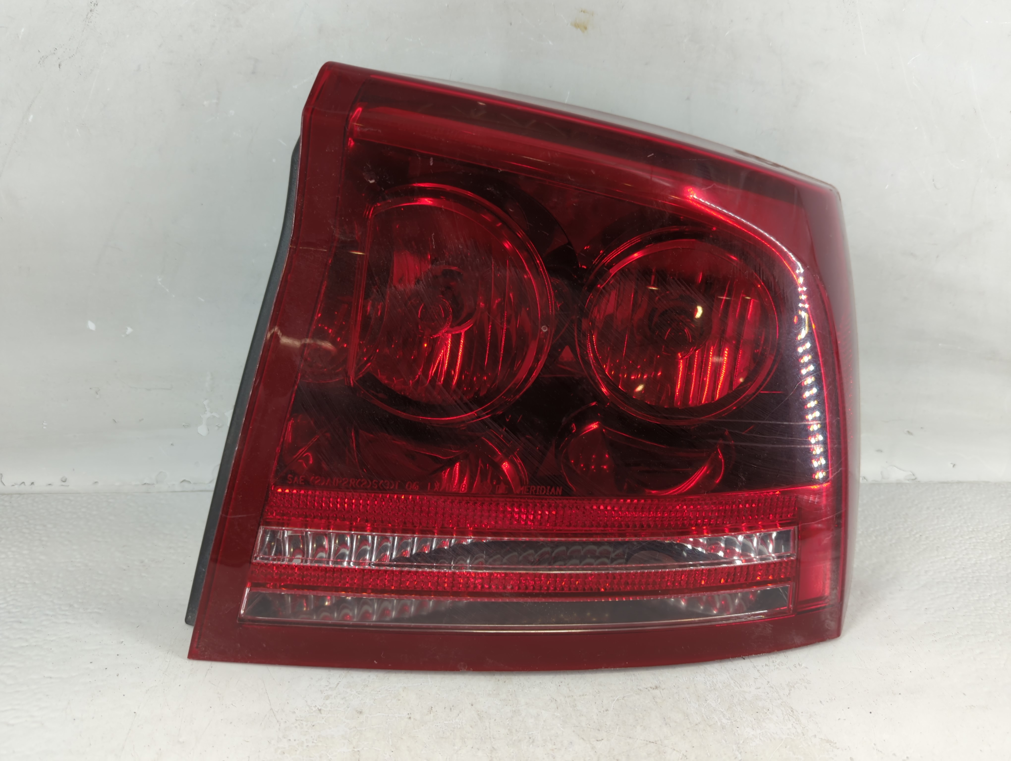 Picture of 2006-2008 Dodge Charger Passenger Right Side Tail Light Taillight Oem 798970
