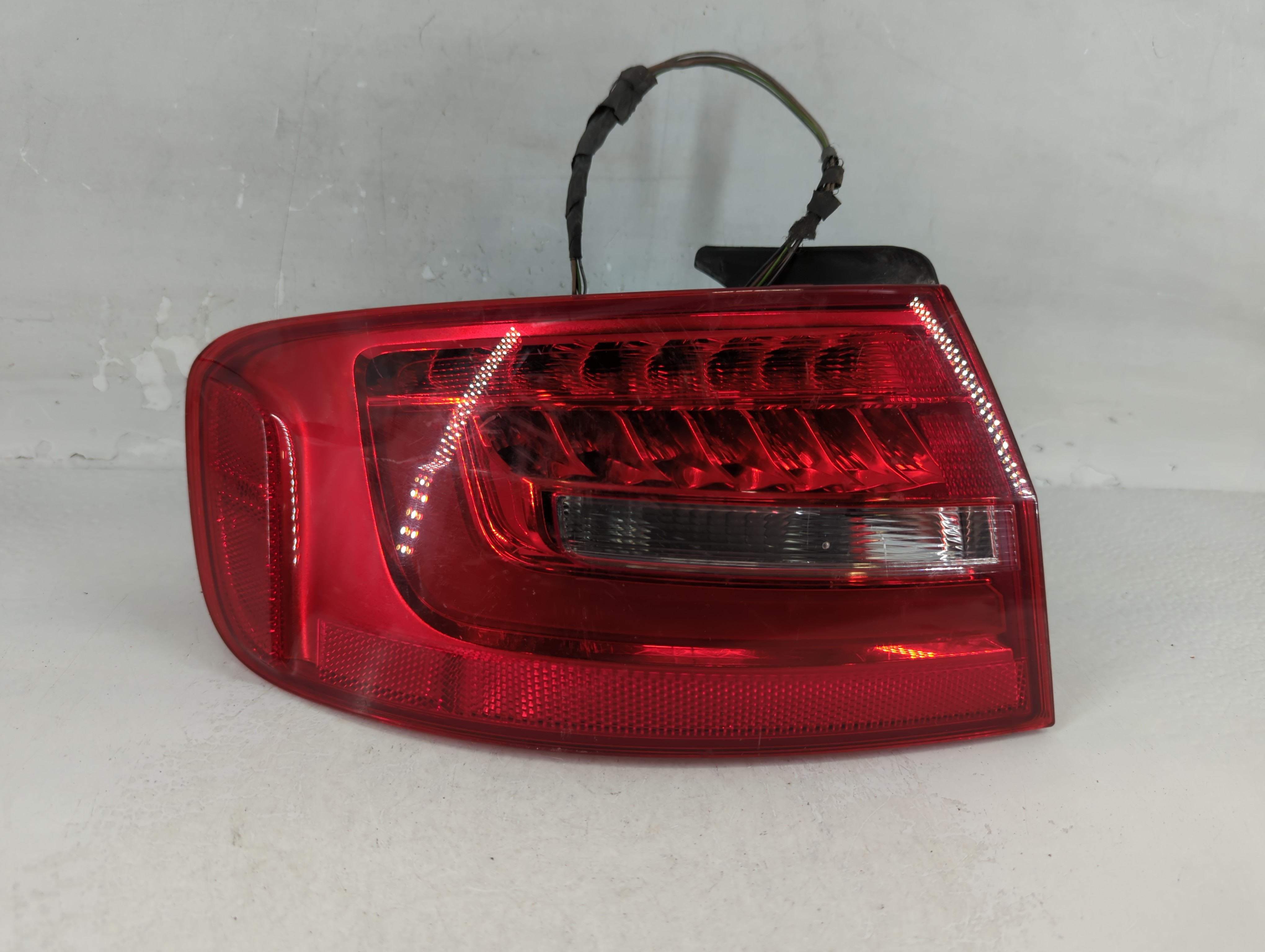 2013-2016 Audi A4 Passenger Right Side Tail Light Taillight Oem 799020 - Oemusedautoparts1.com