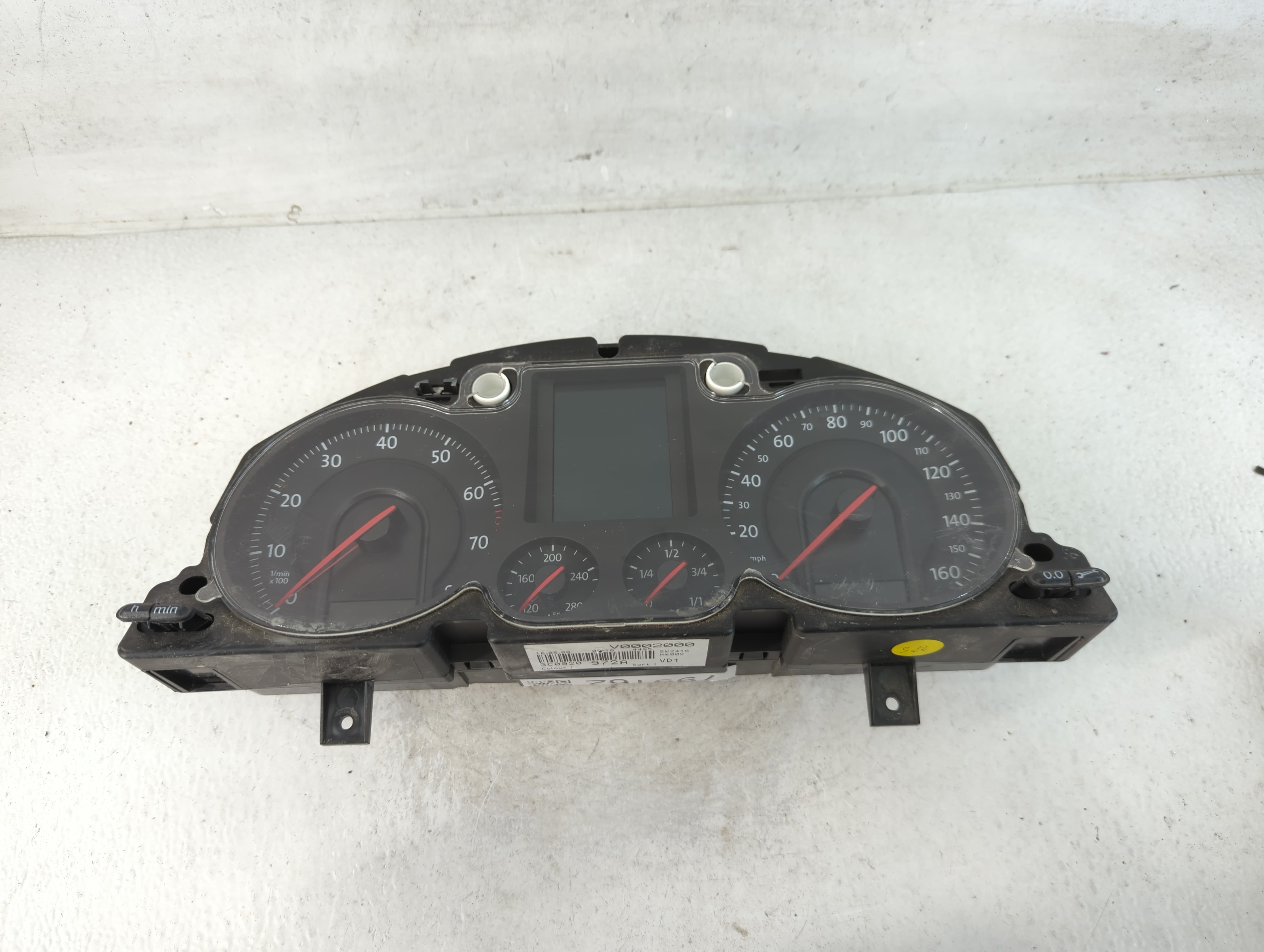 2009-2009 Volkswagen Passat Speedometer Instrument Cluster Gauges 799162 - Oemusedautoparts1.com