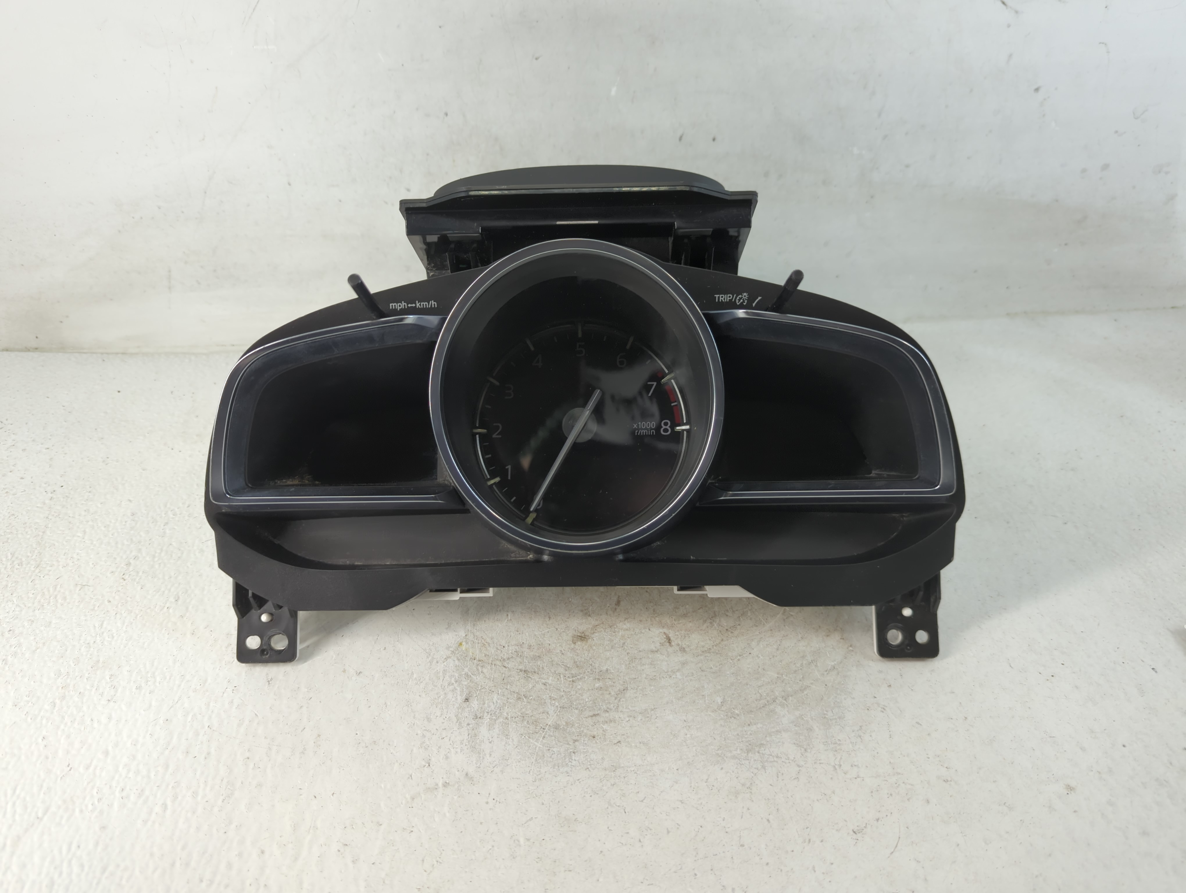 2017-2017 Gmc Acadia Speedometer Instrument Cluster Gauges 799170 - Oemusedautoparts1.com
