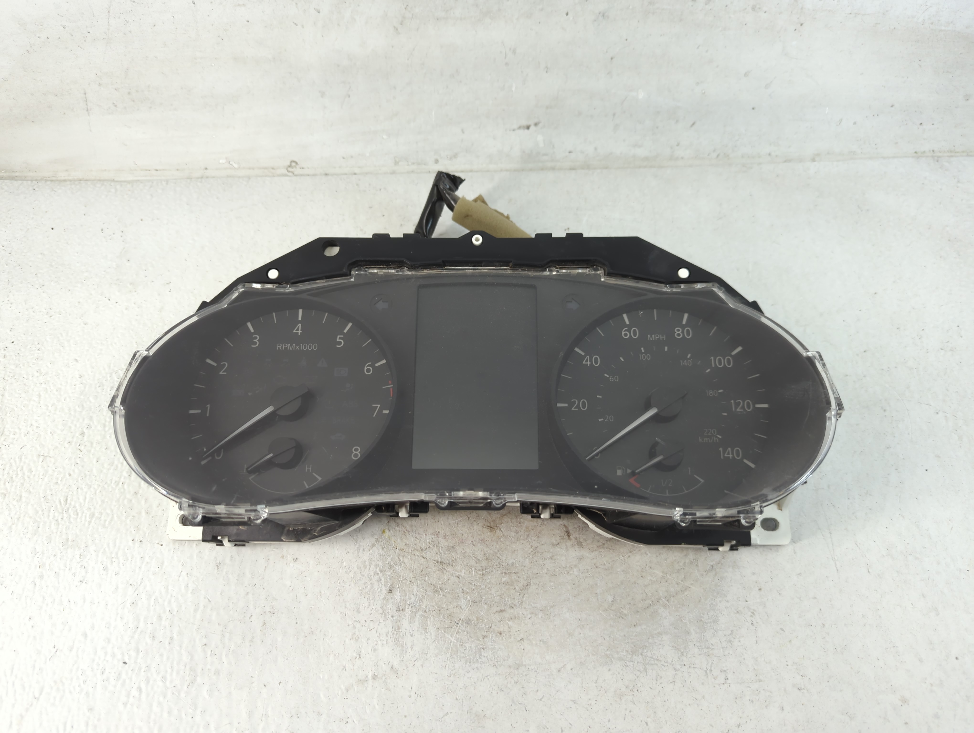 2017-2018 Nissan Rogue Sport Speedometer Instrument Cluster Gauges 799194 - Oemusedautoparts1.com