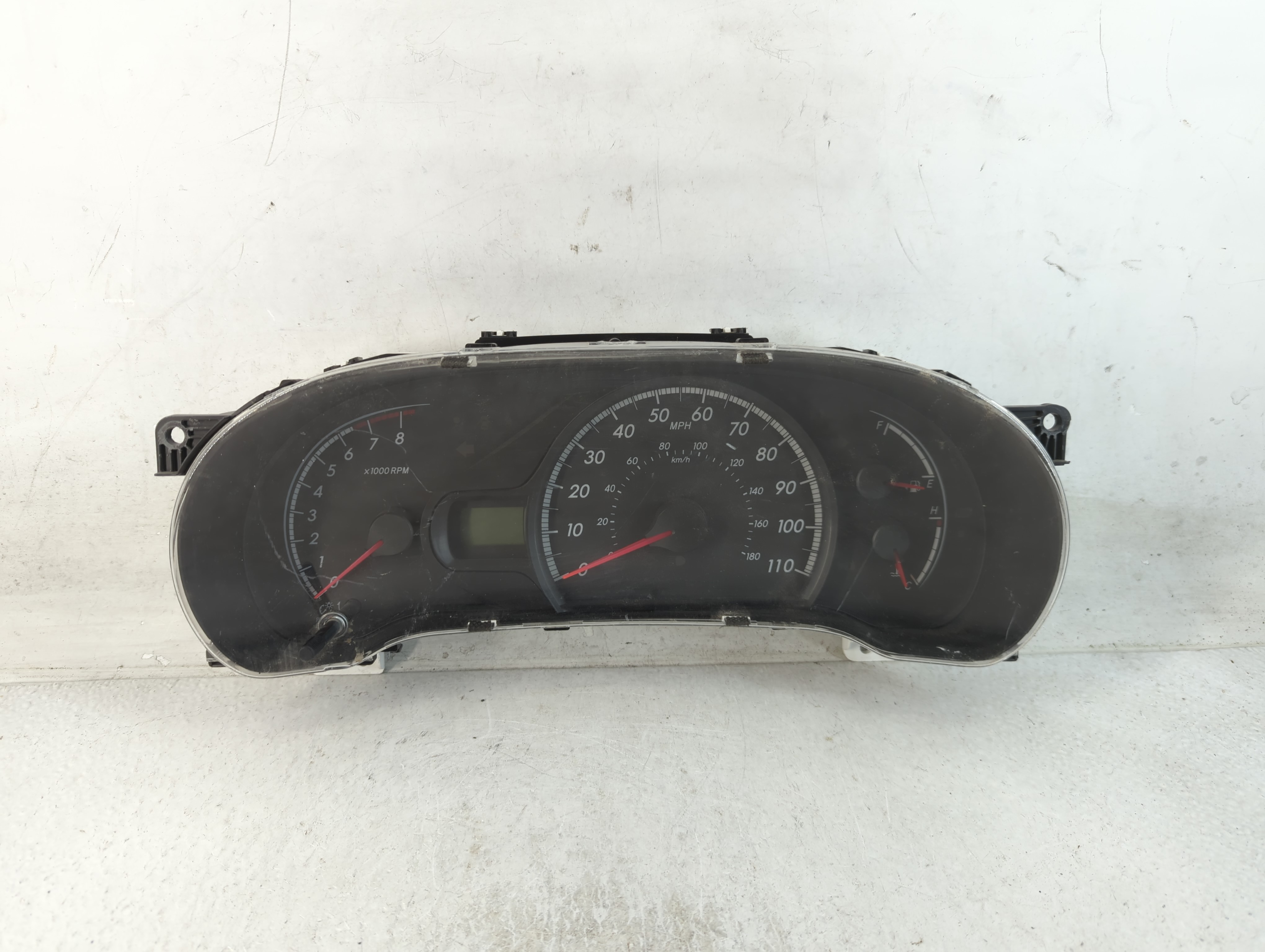 Picture of 2011-2012 Toyota Sienna Speedometer Instrument Cluster Gauges 799226