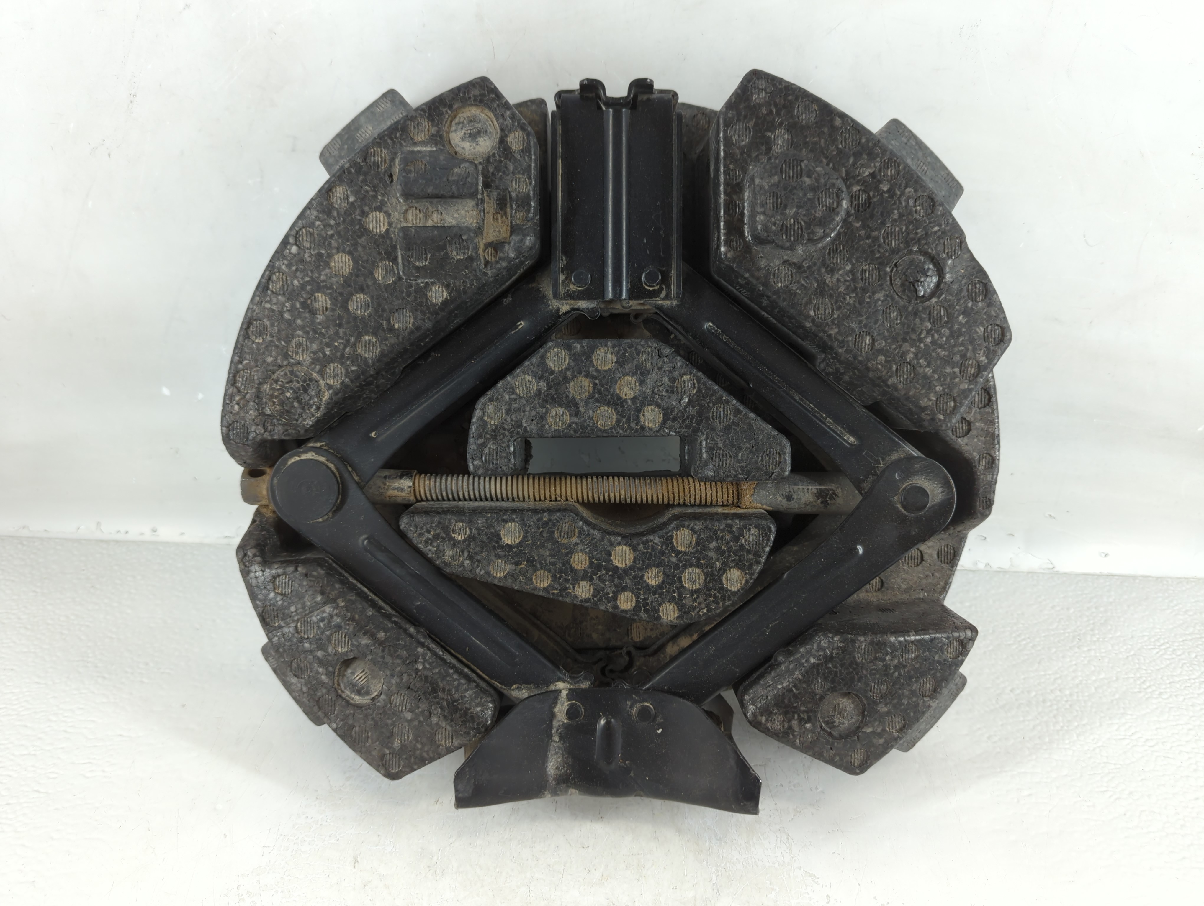 2015 Lincoln Mkc Spare Scissor Car Jack 799292 - Oemusedautoparts1.com