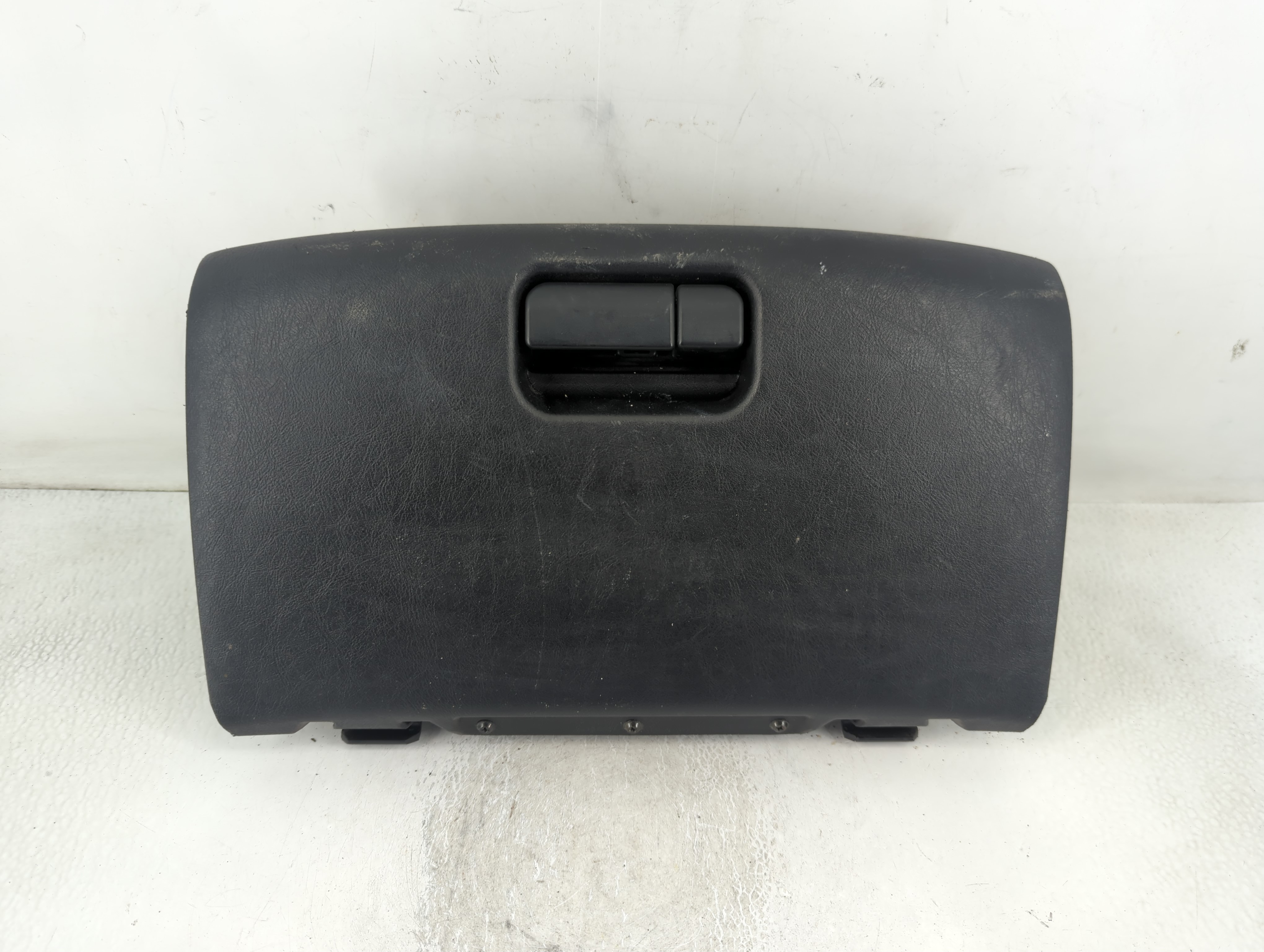 Picture of 2004 Chrysler Sebring Passenger Glove Box Door Storage Compartment 799415