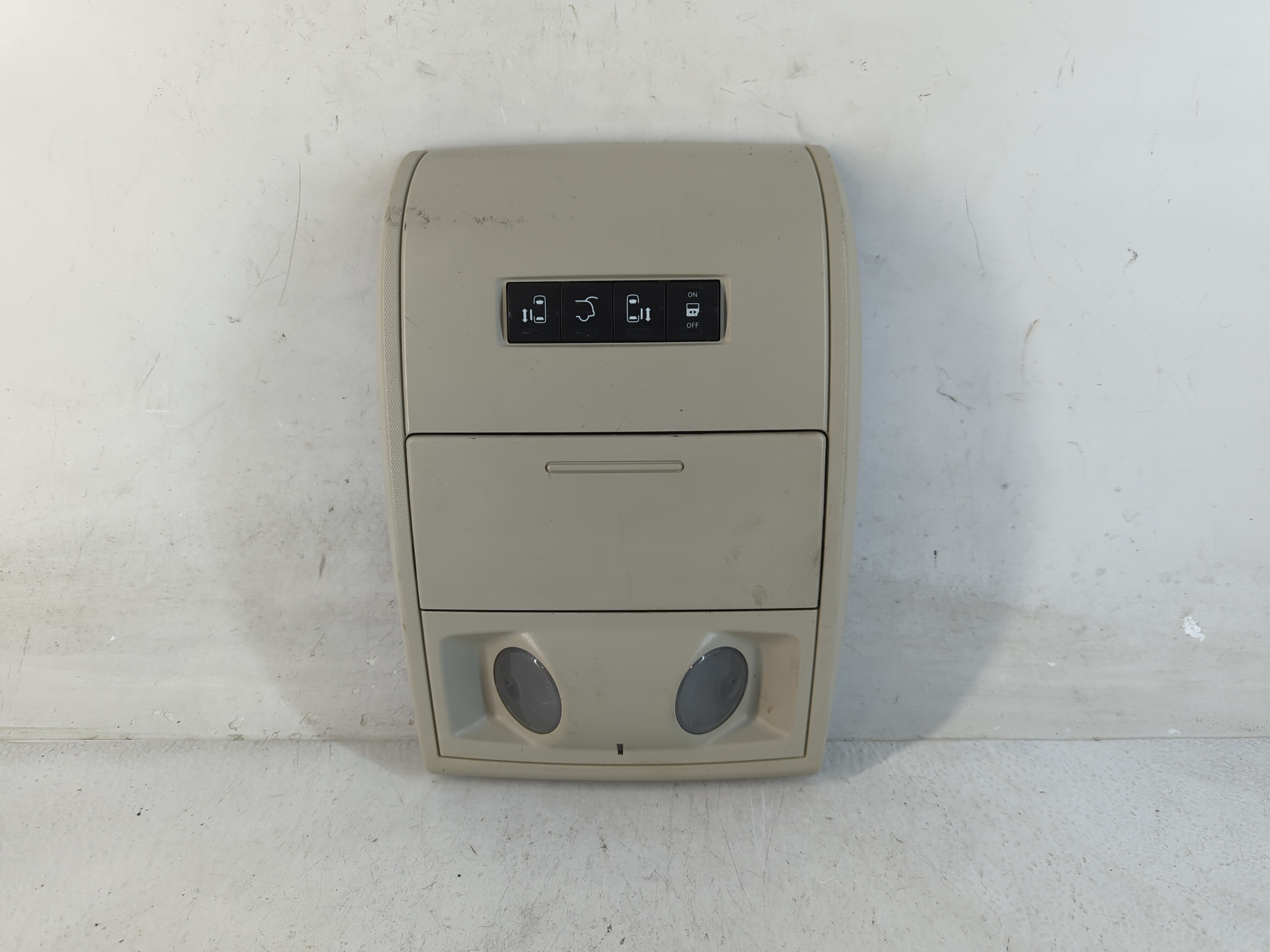 2013 Dodge Grand Caravan Overhead Roof Console Interior Dome Light 799695 - Oemusedautoparts1.com