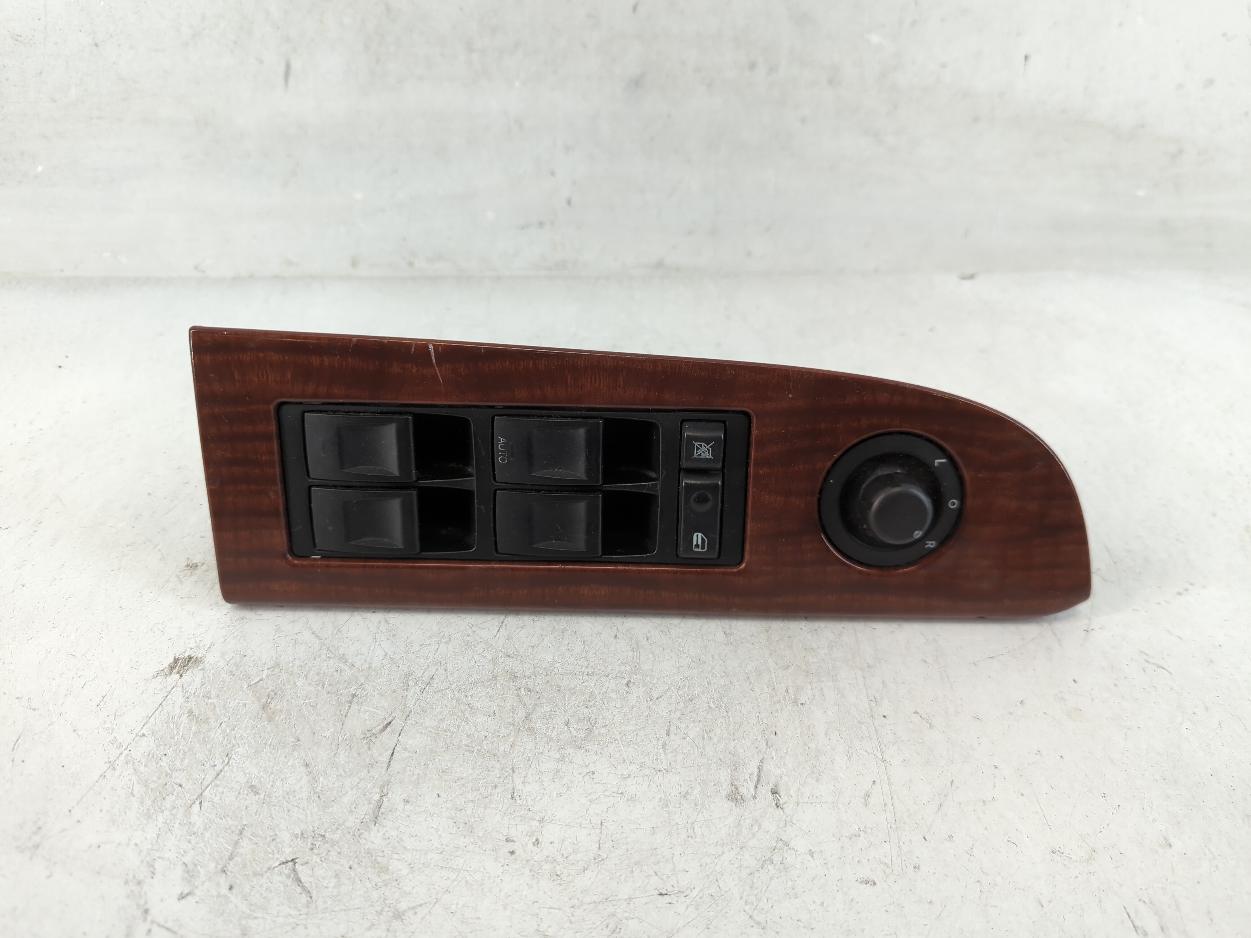 2005-2006 Jeep Grand Cherokee Driver Left Door Master Power Window Switch 799723 - Oemusedautoparts1.com