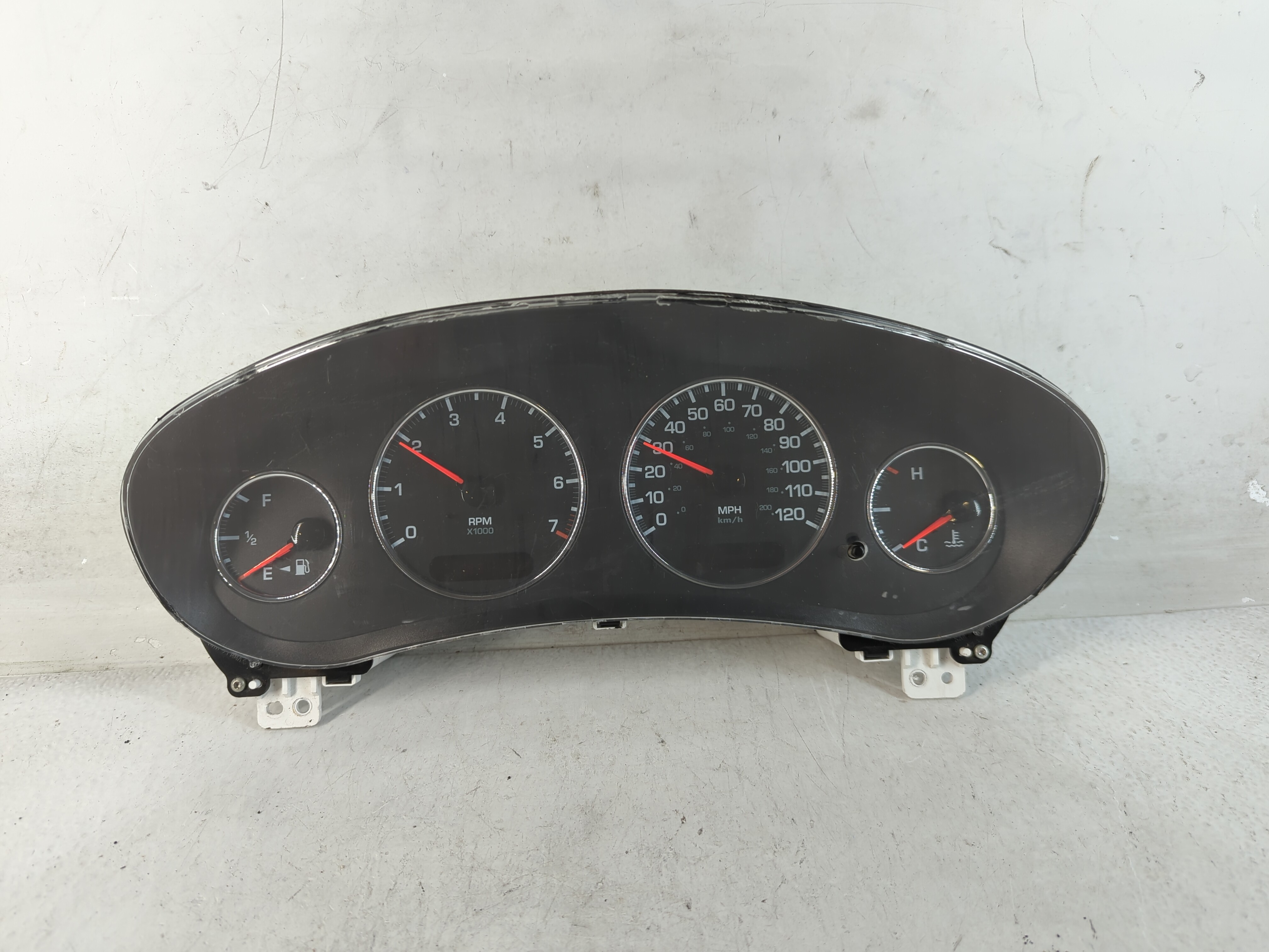 2000-2004 Chrysler Concorde Speedometer Instrument Cluster Gauges 800048 - Oemusedautoparts1.com