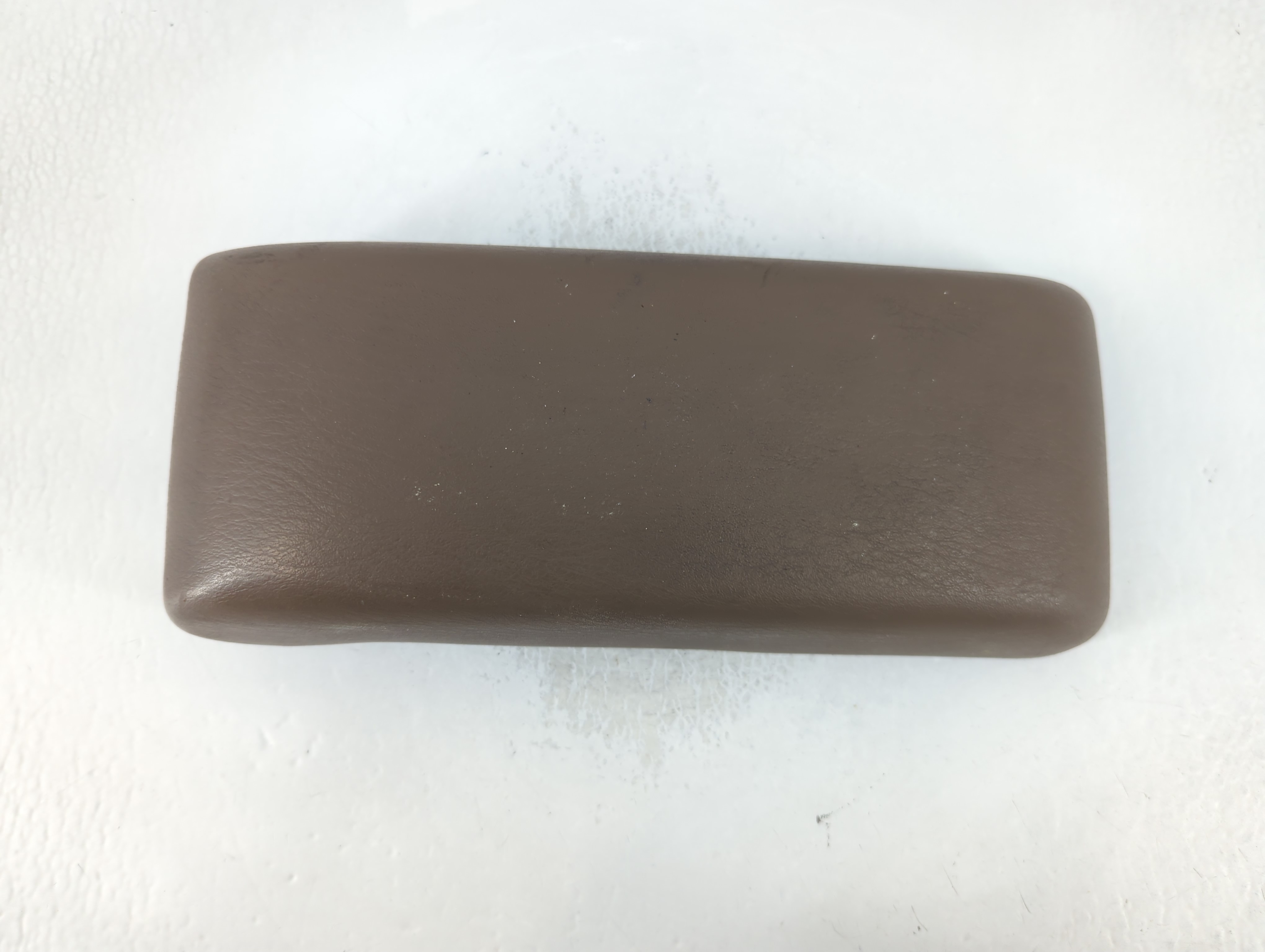 Picture of 2001-2003 Chrysler Sebring Center Console Armrest Cover Lid 800251