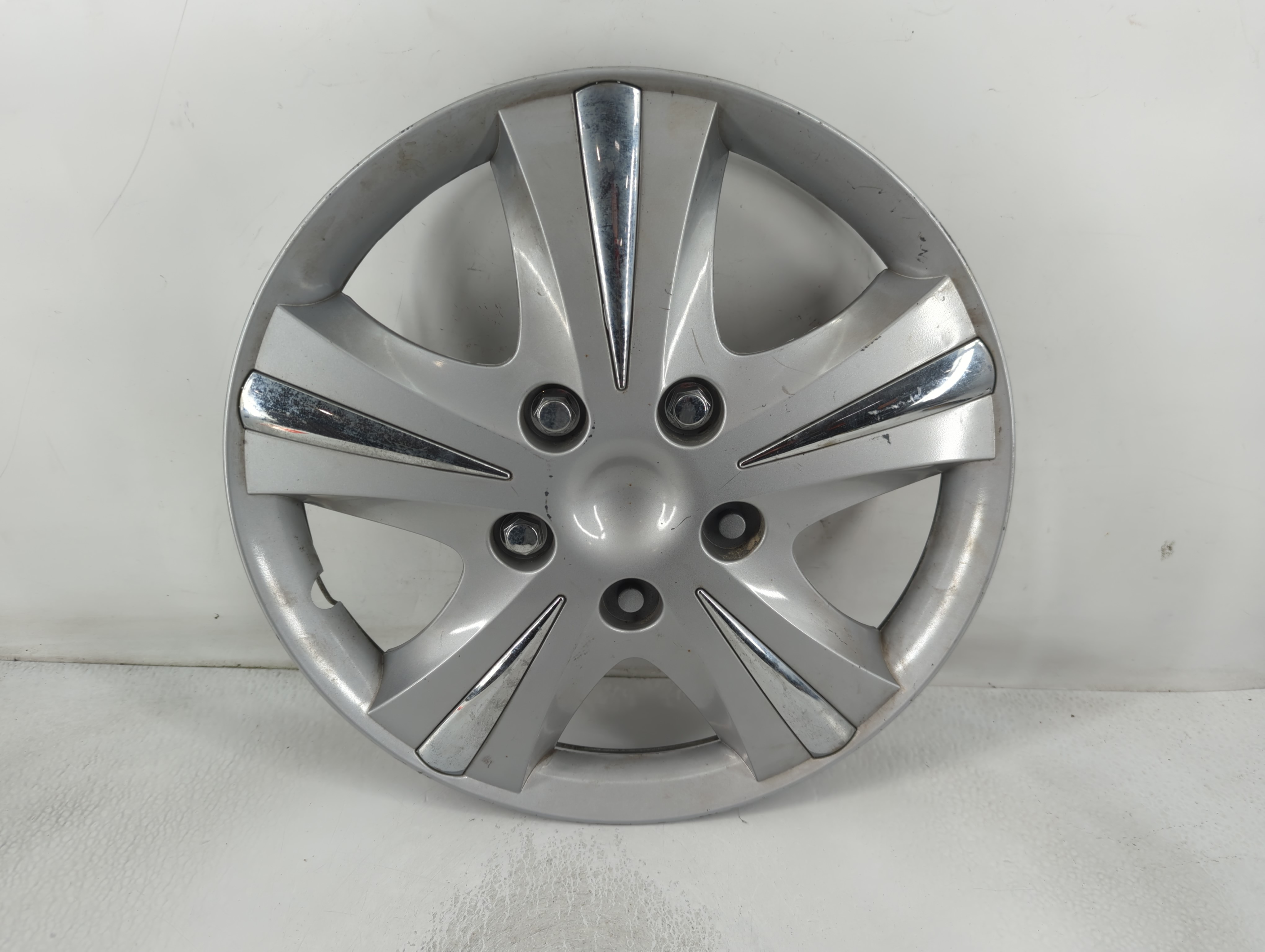 2003 Chrysler Sebring Center Cap Oem 800296 - Oemusedautoparts1.com
