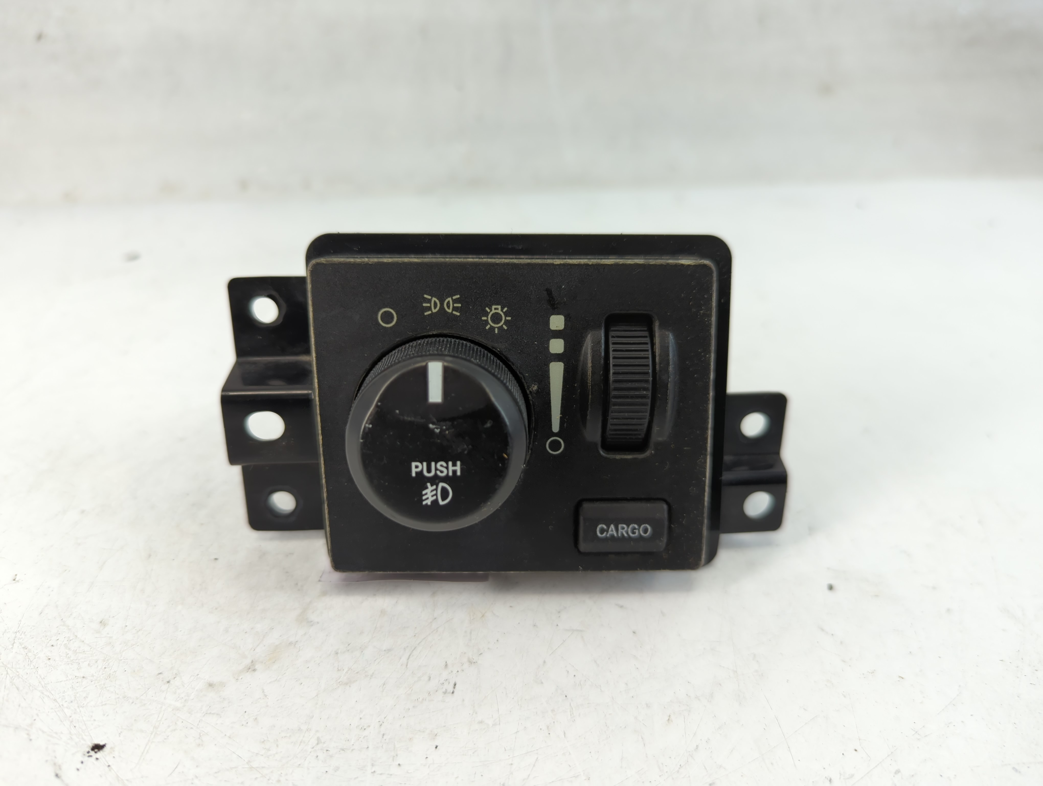 Picture of 2006 Dodge Ram 1500 Headlight Head Light Switch Lamp Control 800420