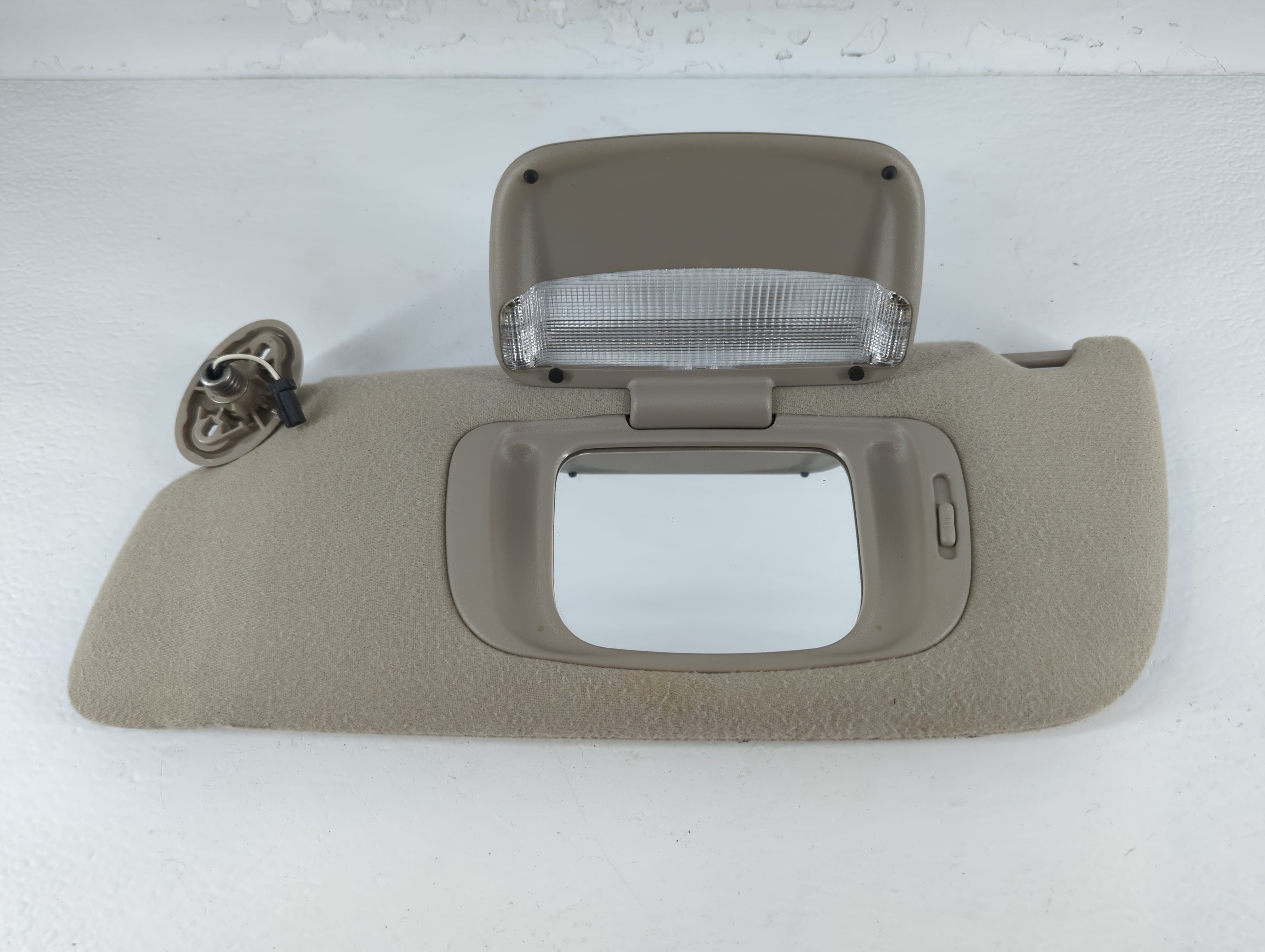 Picture of 2002-2004 Jeep Grand Cherokee Driver Sun Visor Mirror Left Sunvisor 800583