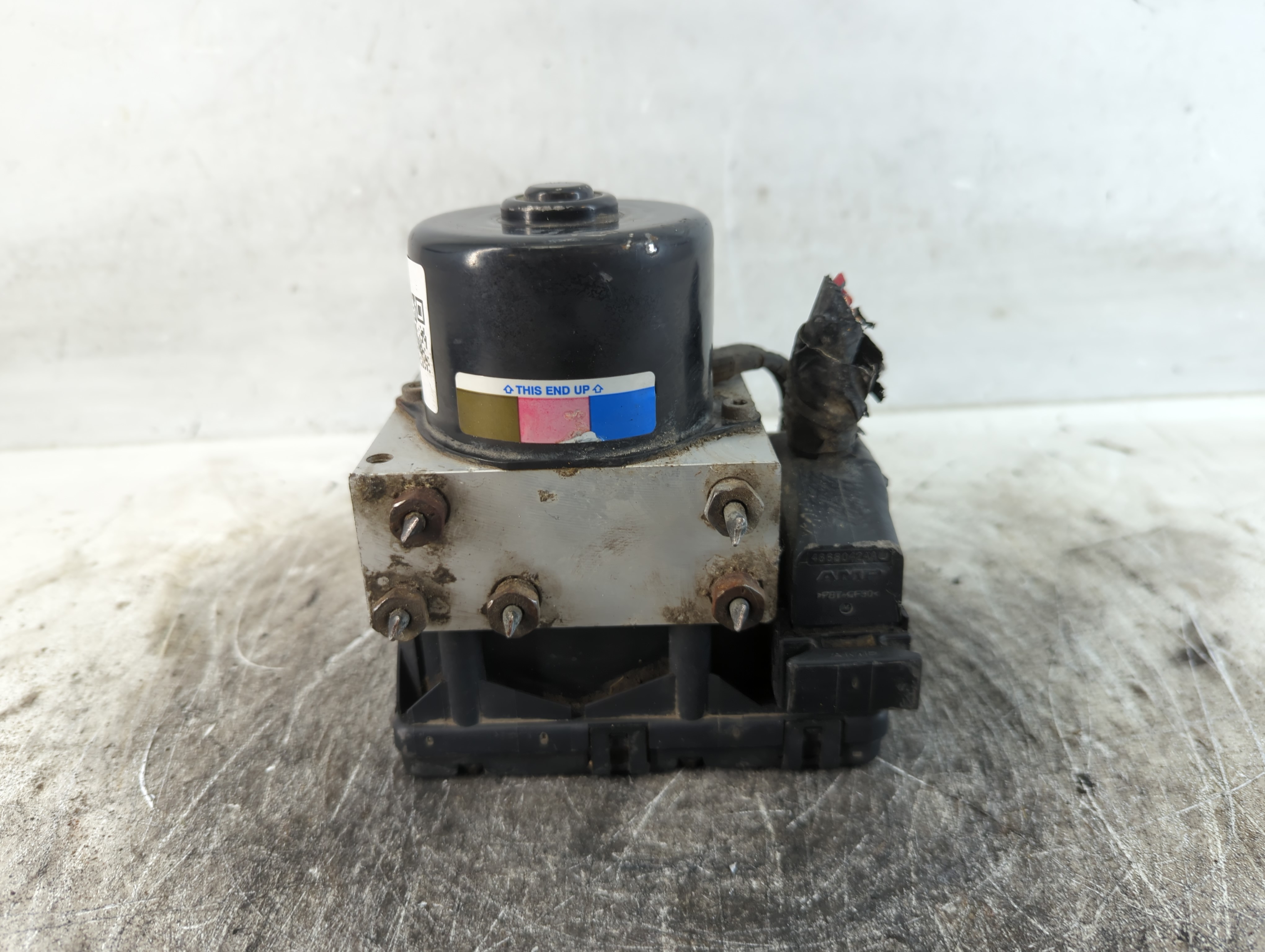 Picture of 2002-2004 Jeep Grand Cherokee Abs Pump Control Module 800589