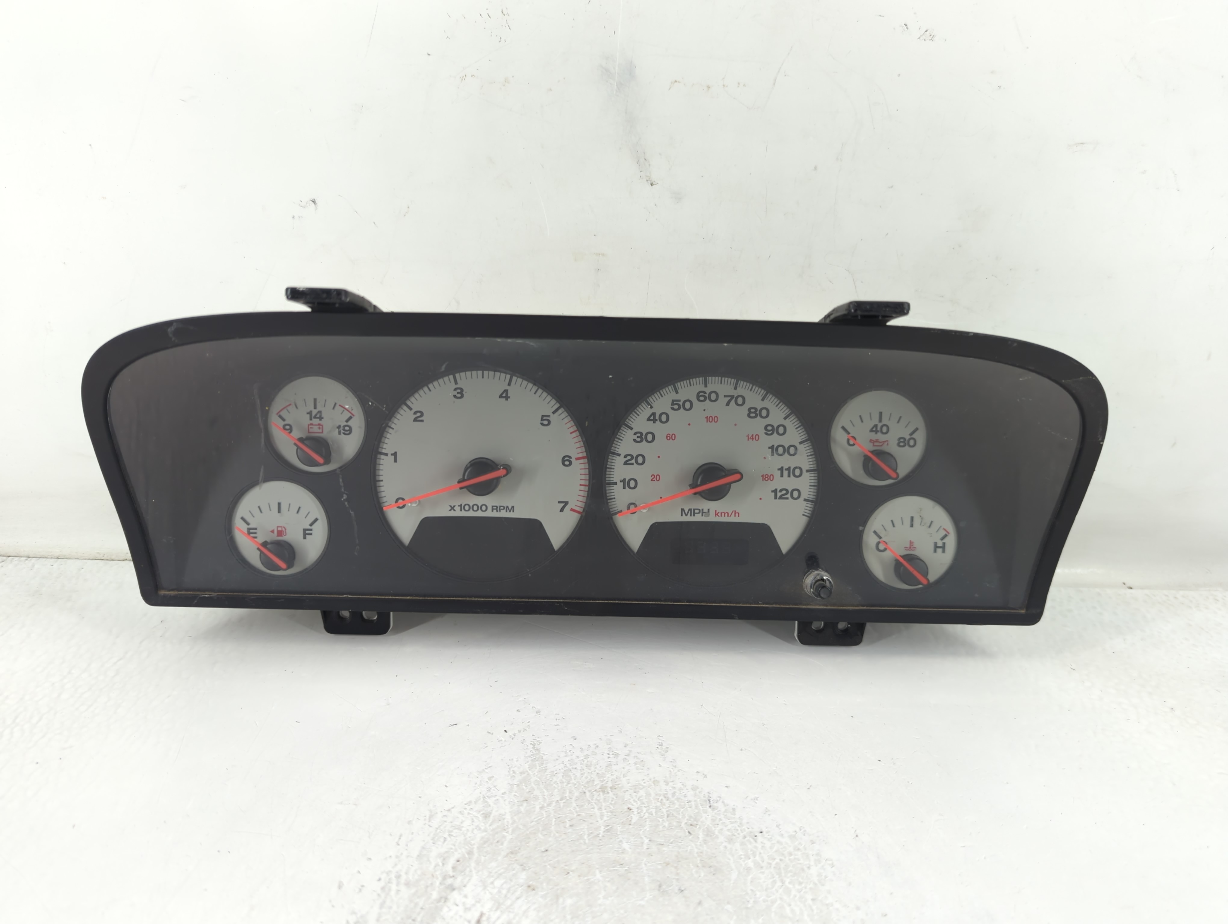 Picture of 2001-2001 Jeep Grand Cherokee Speedometer Instrument Cluster Gauges 800864