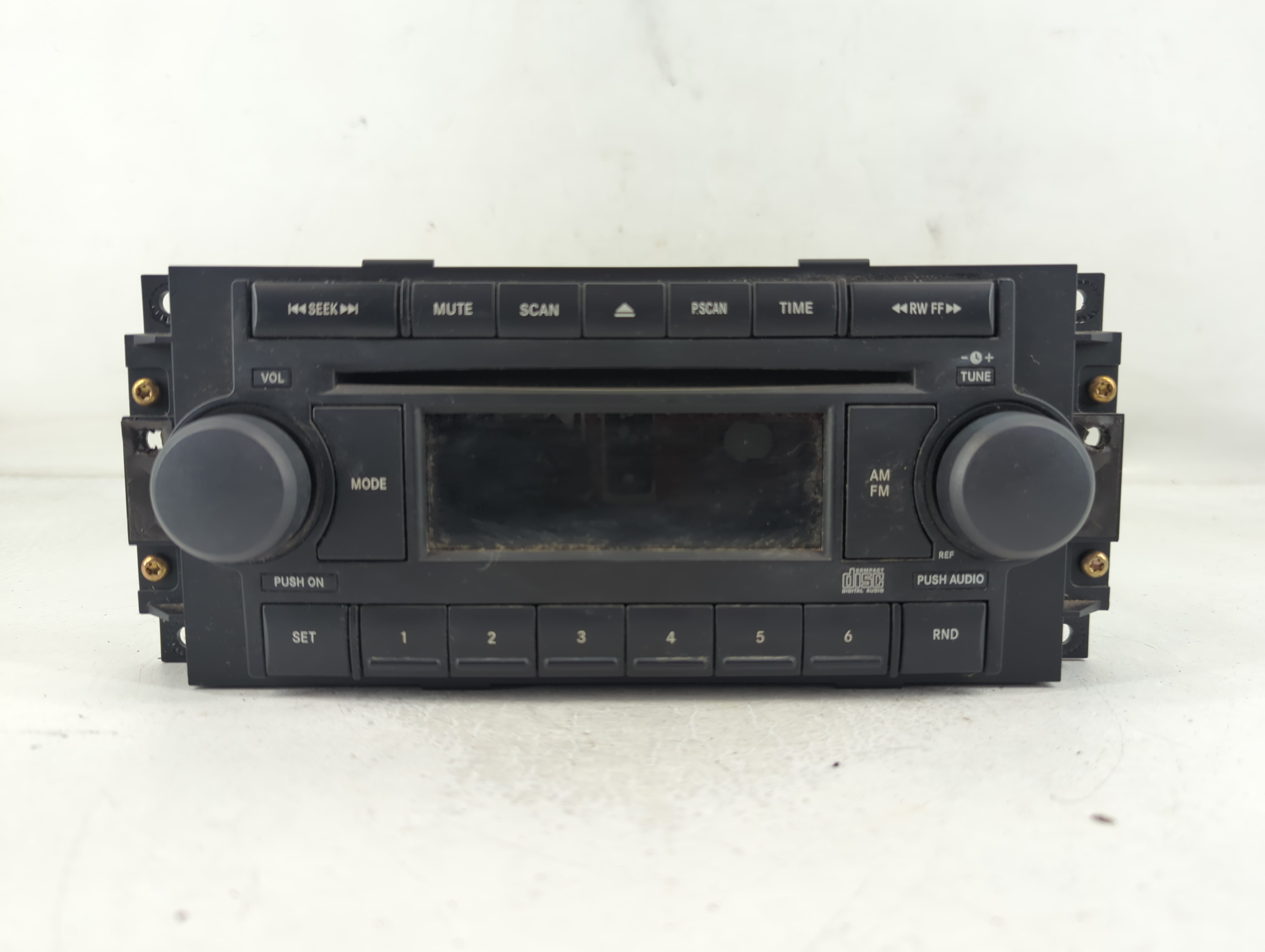 Picture of 2005-2006 Jeep Grand Cherokee Am Fm Cd Player Radio Receiver 800933