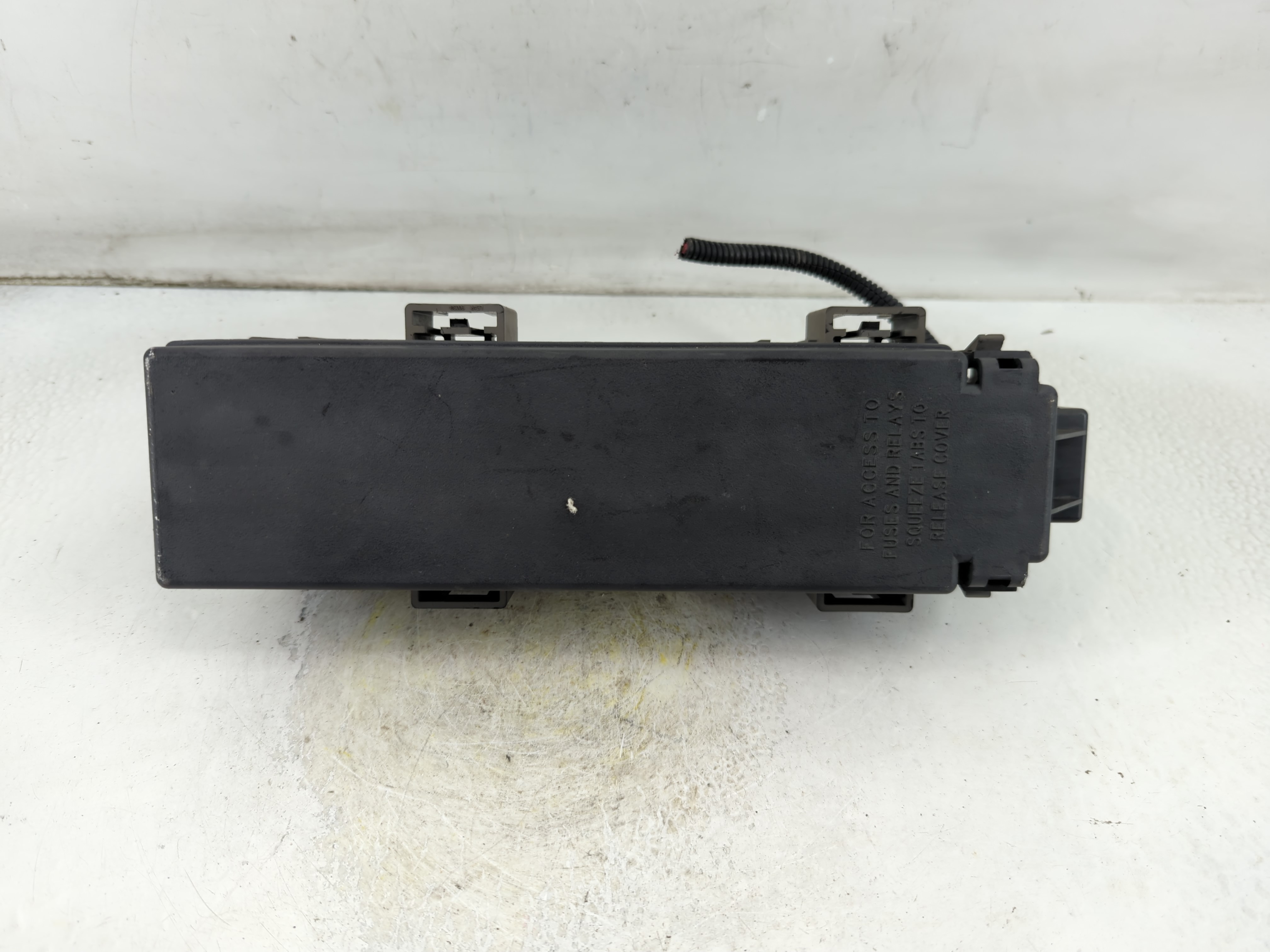 Picture of 2005-2005 Jeep Grand Cherokee Fusebox Fuse Box Relay Module Tipm 90218 800946