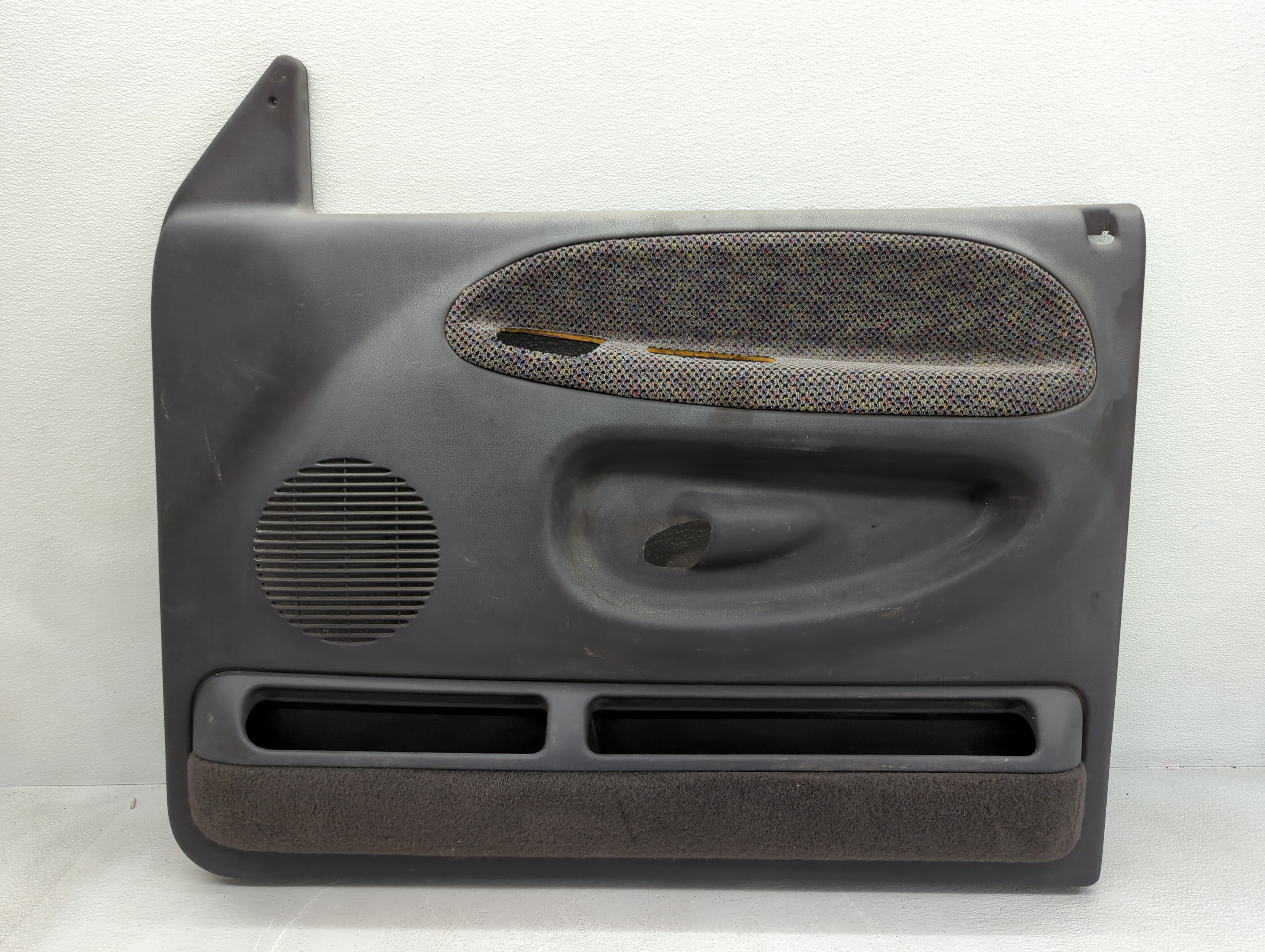 1998 Dodge Ram 1500 Front Right Passenger Interior Door Panel Trim 801171 - Oemusedautoparts1.com