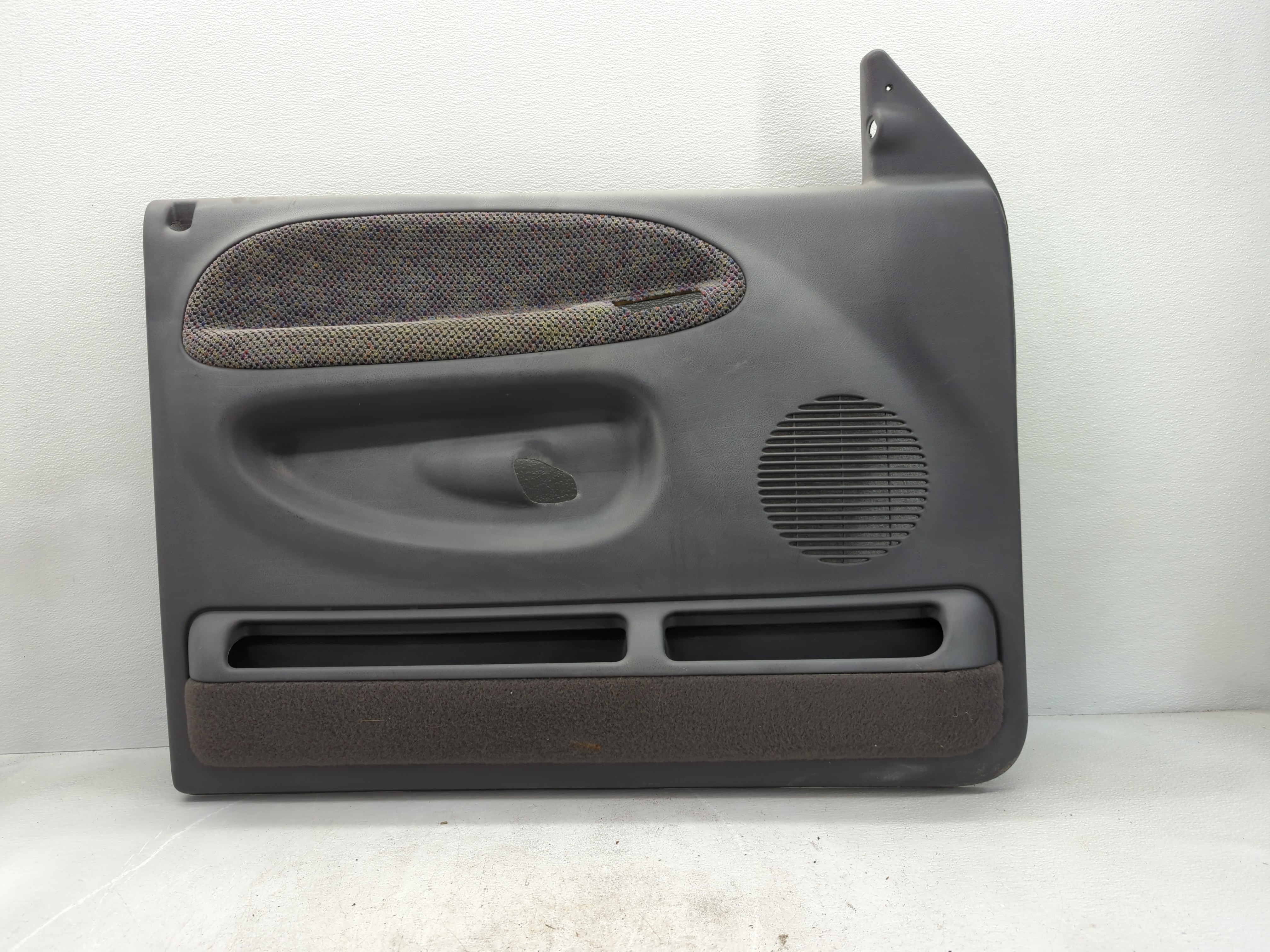 1998 Dodge Ram 1500 Front Left Driver Interior Door Panel Trim 801173 - Oemusedautoparts1.com