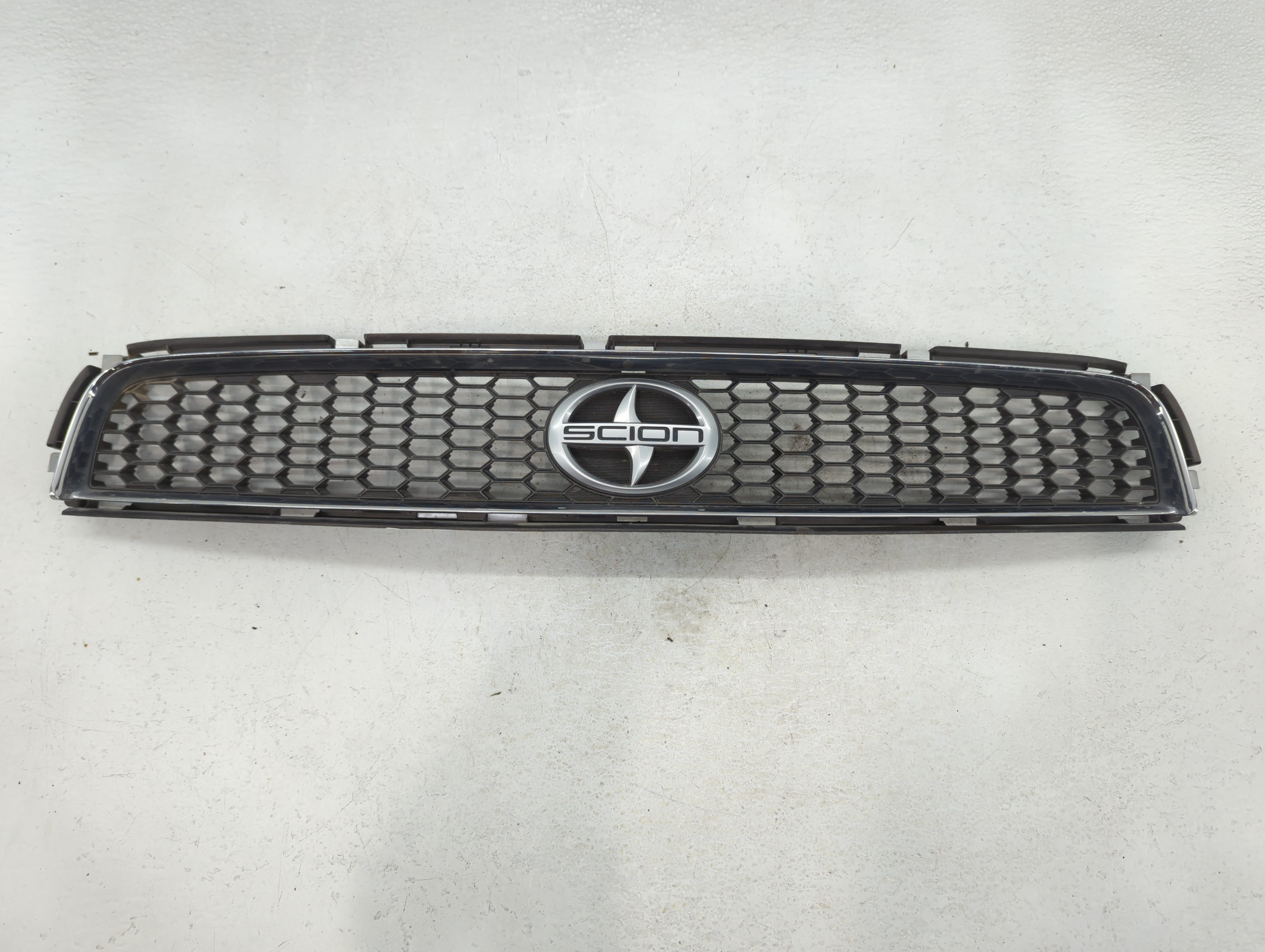 2006-2007 Scion Tc Front Bumper Grille Cover 801242 - Oemusedautoparts1.com