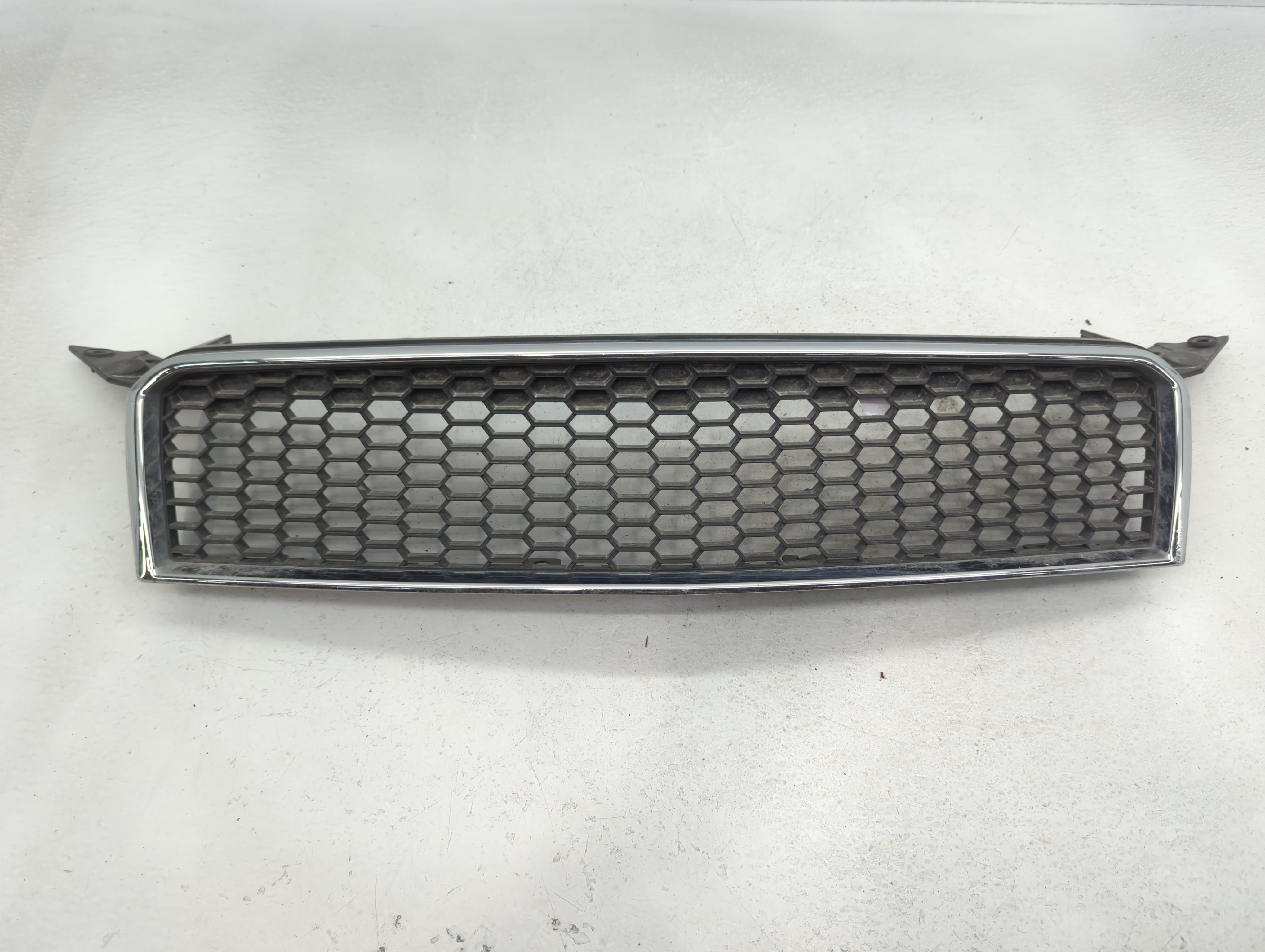 Picture of 2010 Chevrolet Aveo Front Bumper Grille Cover 801243