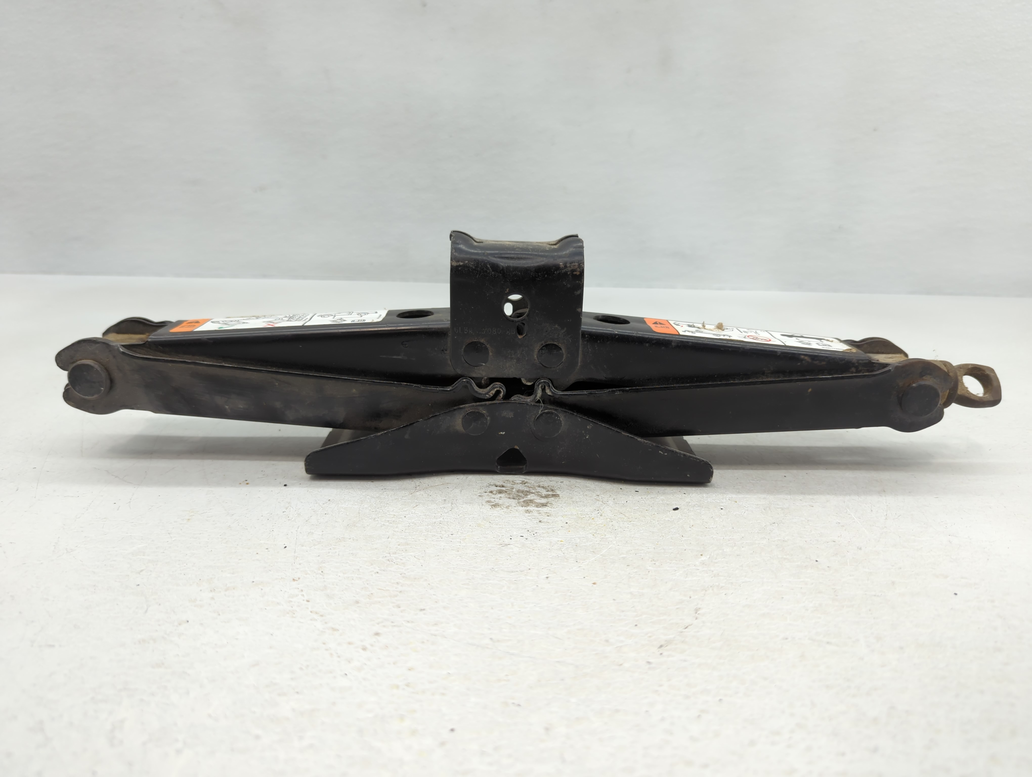 2008 Ford F-150 Spare Scissor Car Jack 801261 - Oemusedautoparts1.com