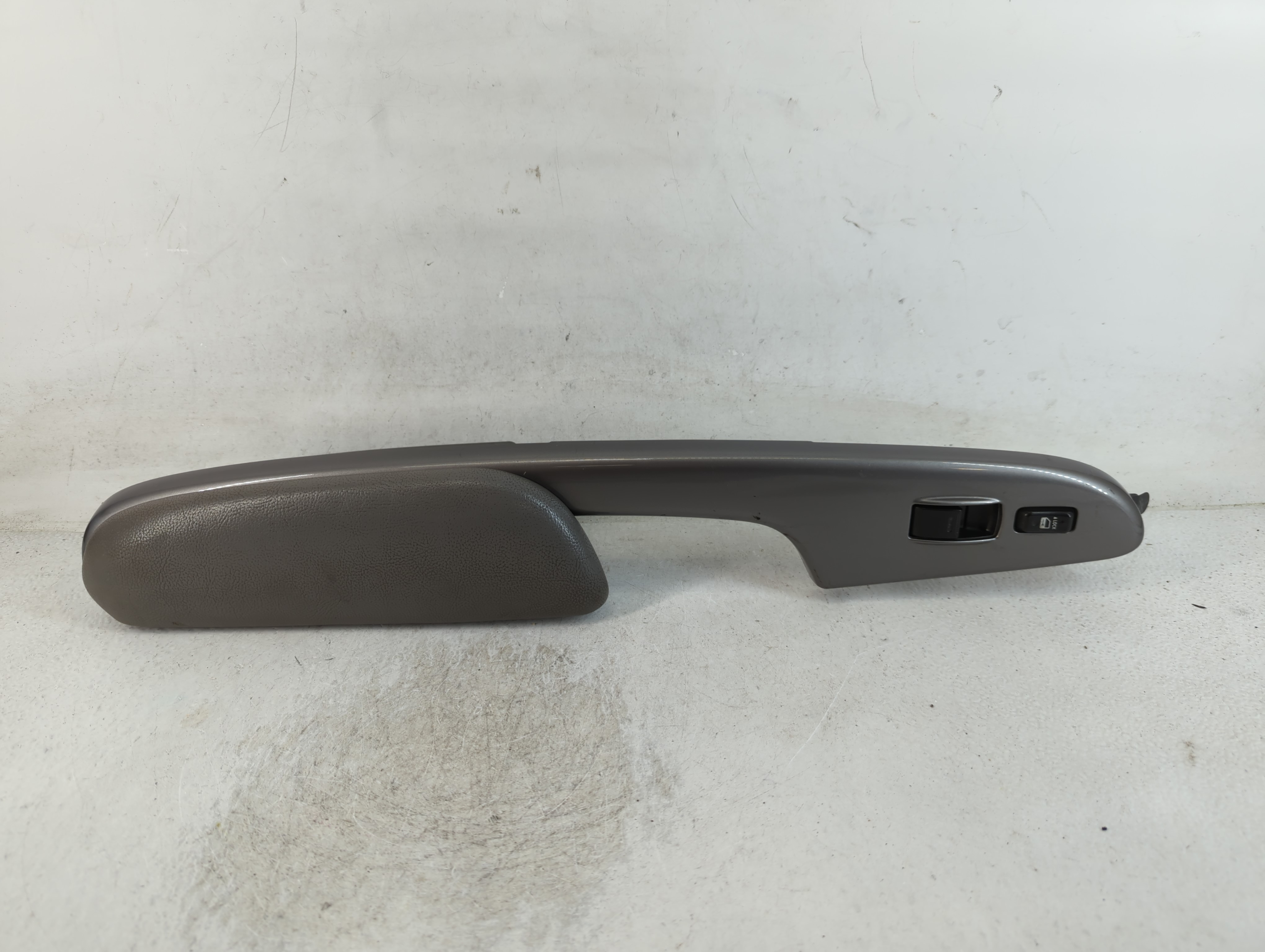 2010 Toyota Sienna Passenger Right Power Window Switch 801316 - Oemusedautoparts1.com