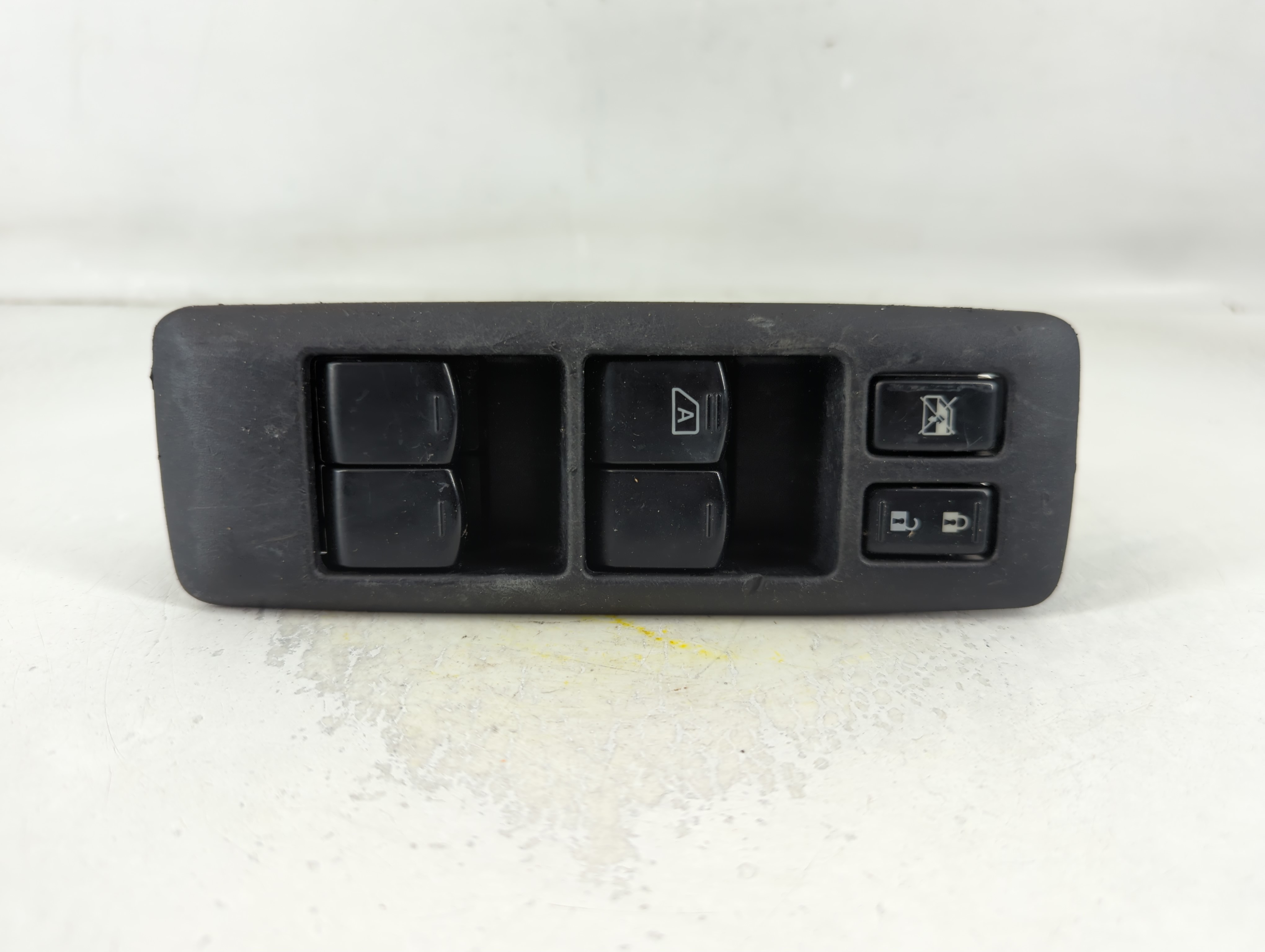 2011-2015 Nissan Rogue Driver Left Door Master Power Window Switch 801330 - Oemusedautoparts1.com