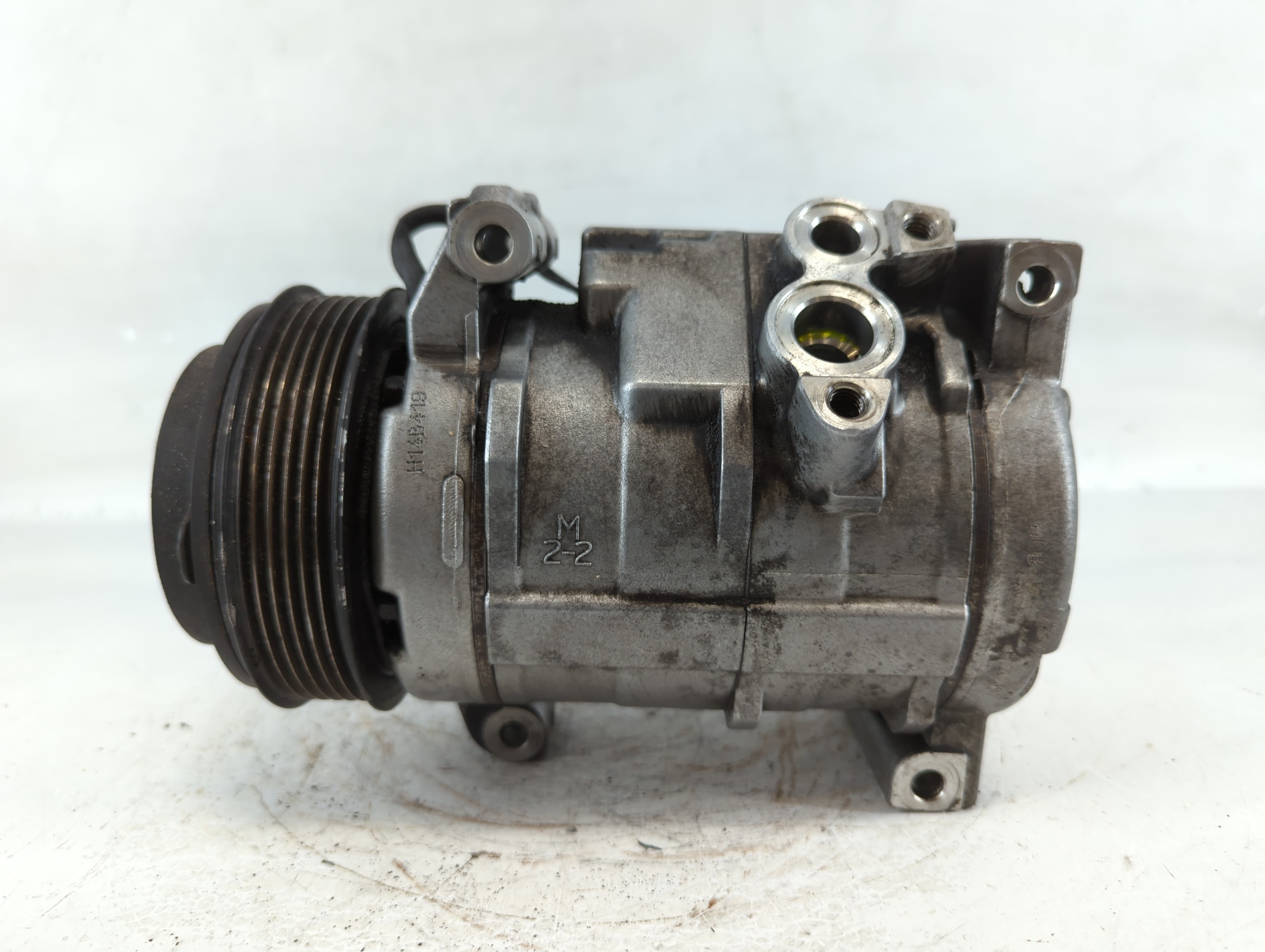 Picture of Chevrolet Traverse Air Conditioning A/c Ac Compressor Oem 801416