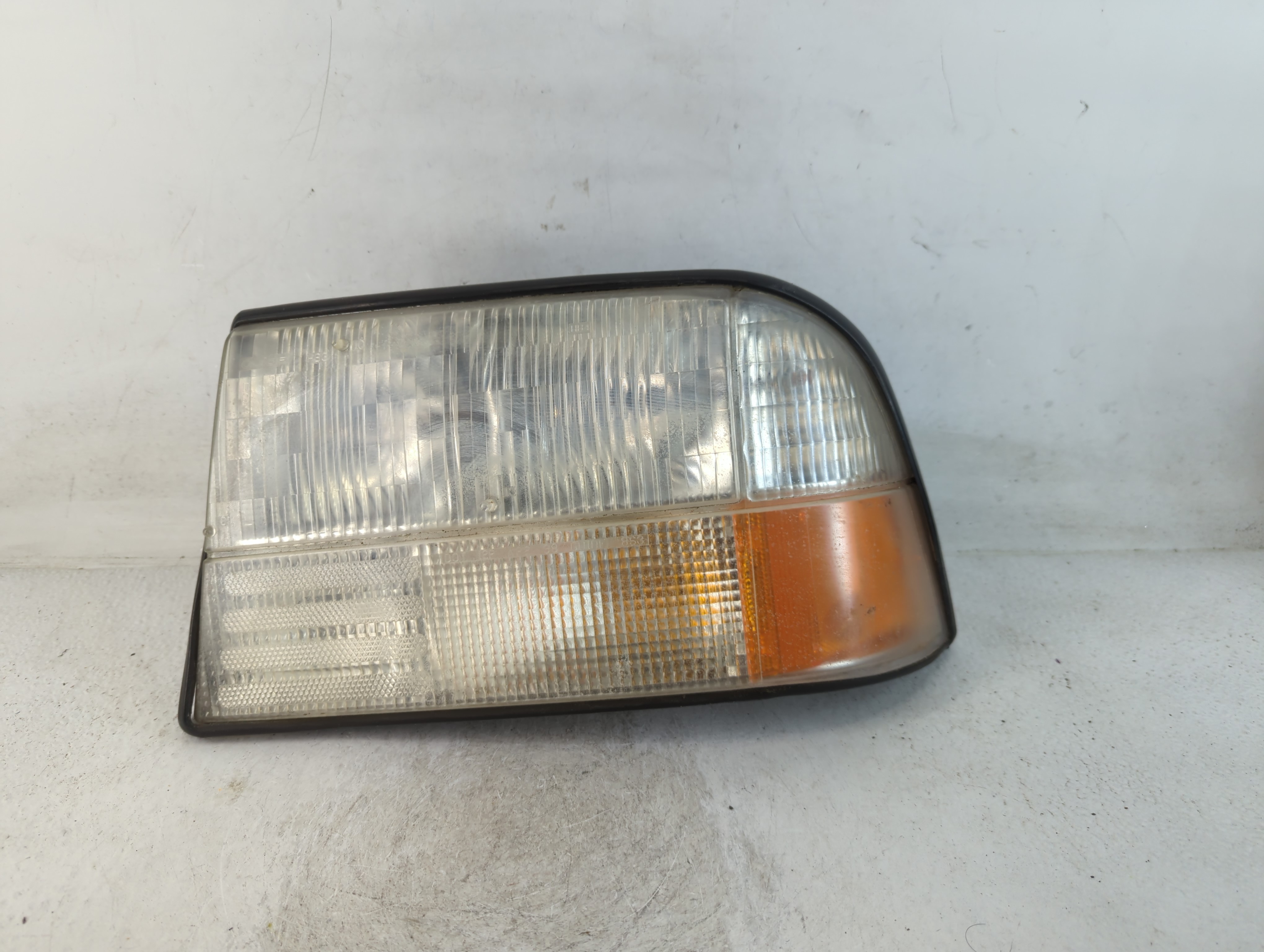 Oldsmobile Bravado Driver Left Oem Head Light Headlight Lamp 801444 - Oemusedautoparts1.com