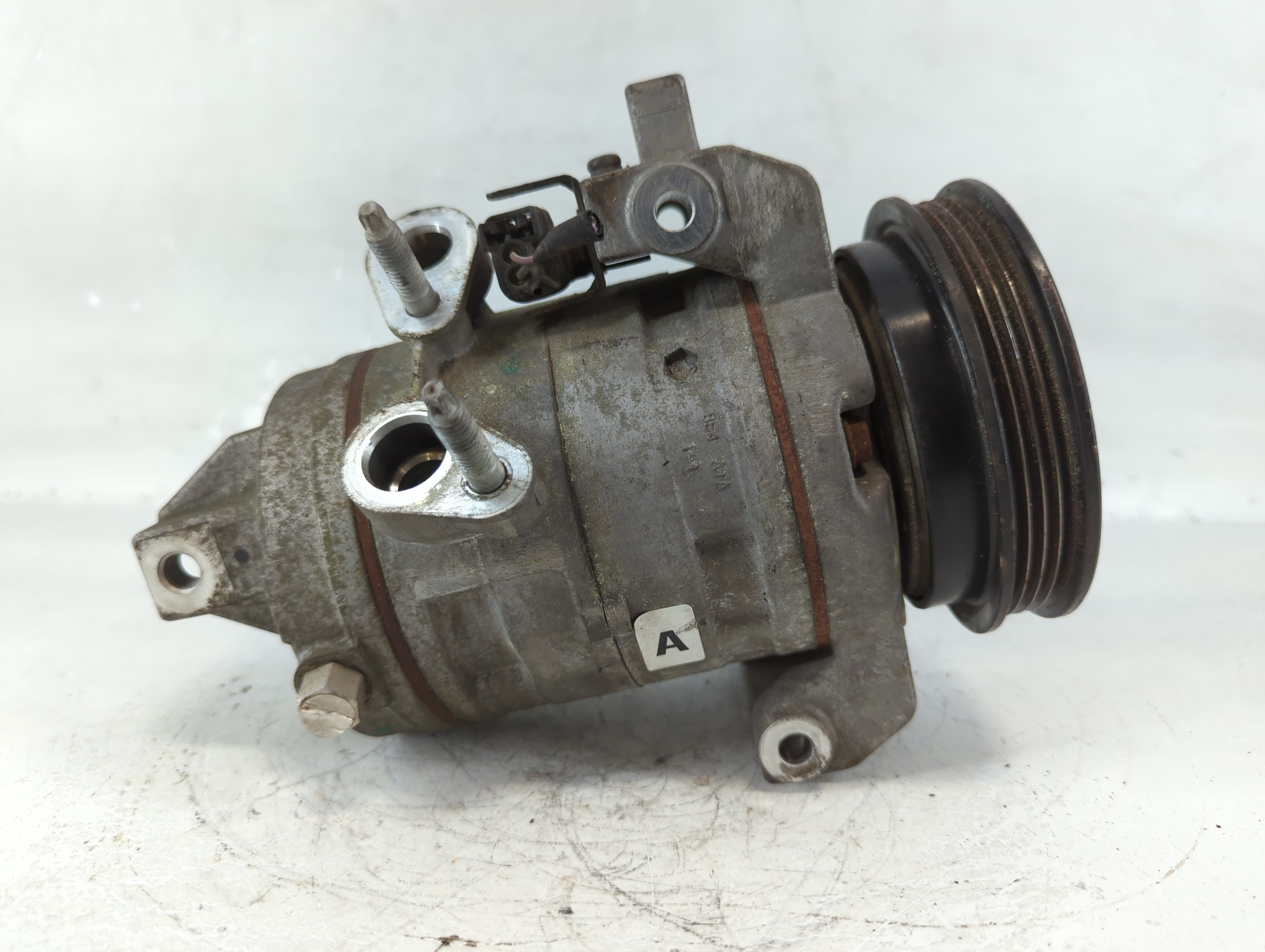 2015-2016 Ford Mustang Air Conditioning A/c Ac Compressor Oem 801473 - Oemusedautoparts1.com