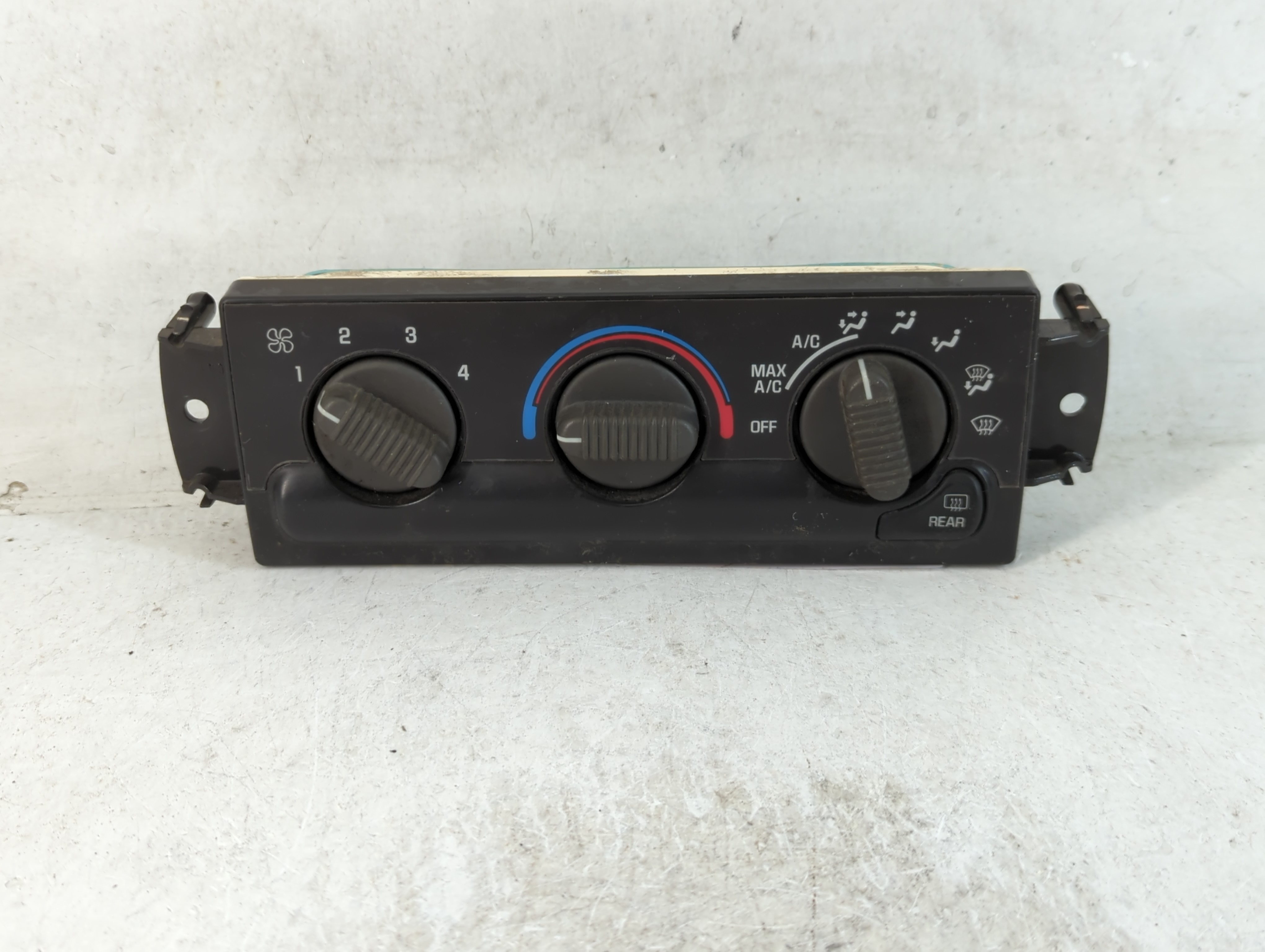 Picture of 2003-2009 Gmc Envoy Ac Heater Climate Control 16250535 801510