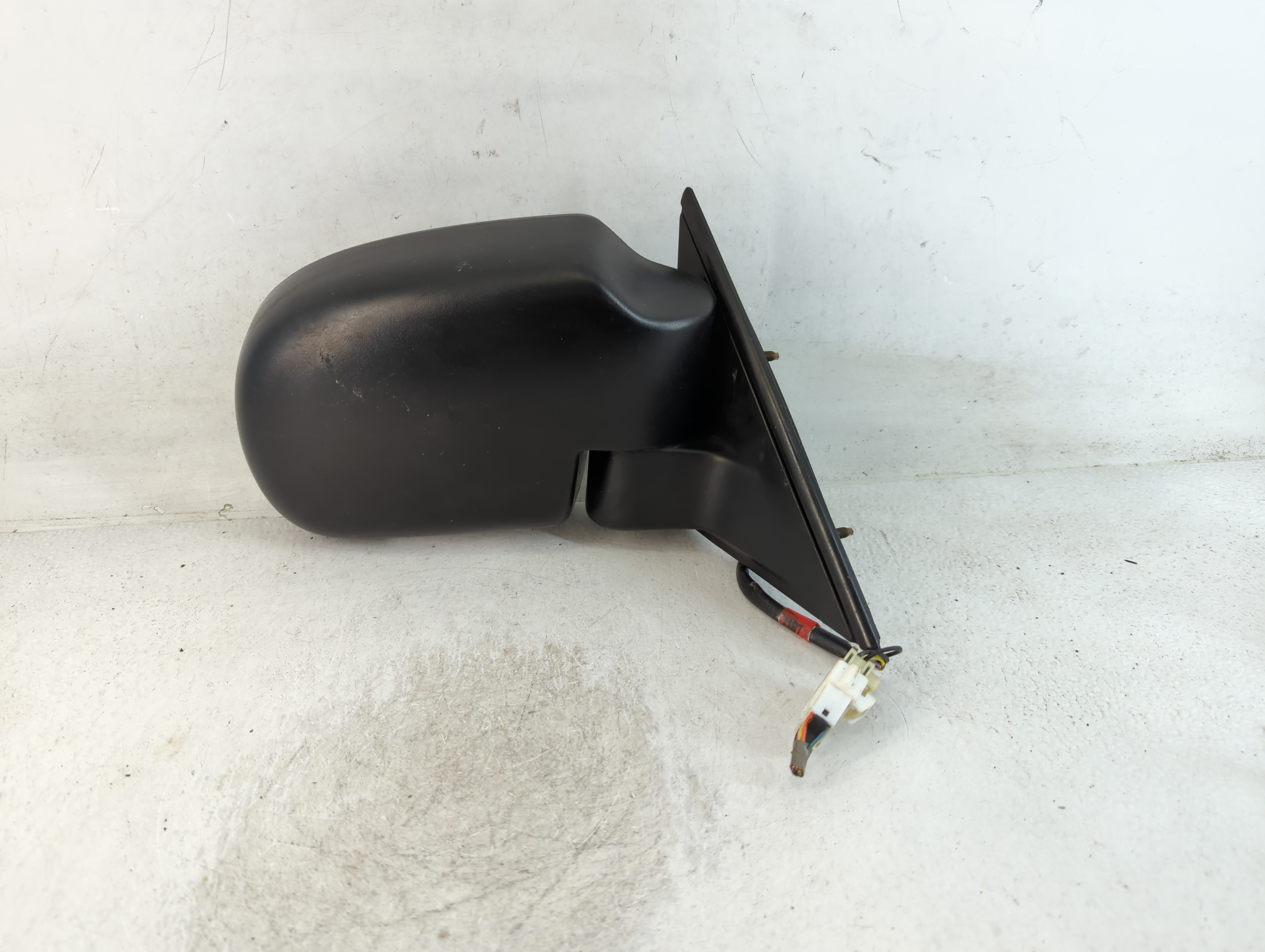 Oldsmobile Bravado Passenger Right Side View Power Door Mirror Black 801535 - Oemusedautoparts1.com