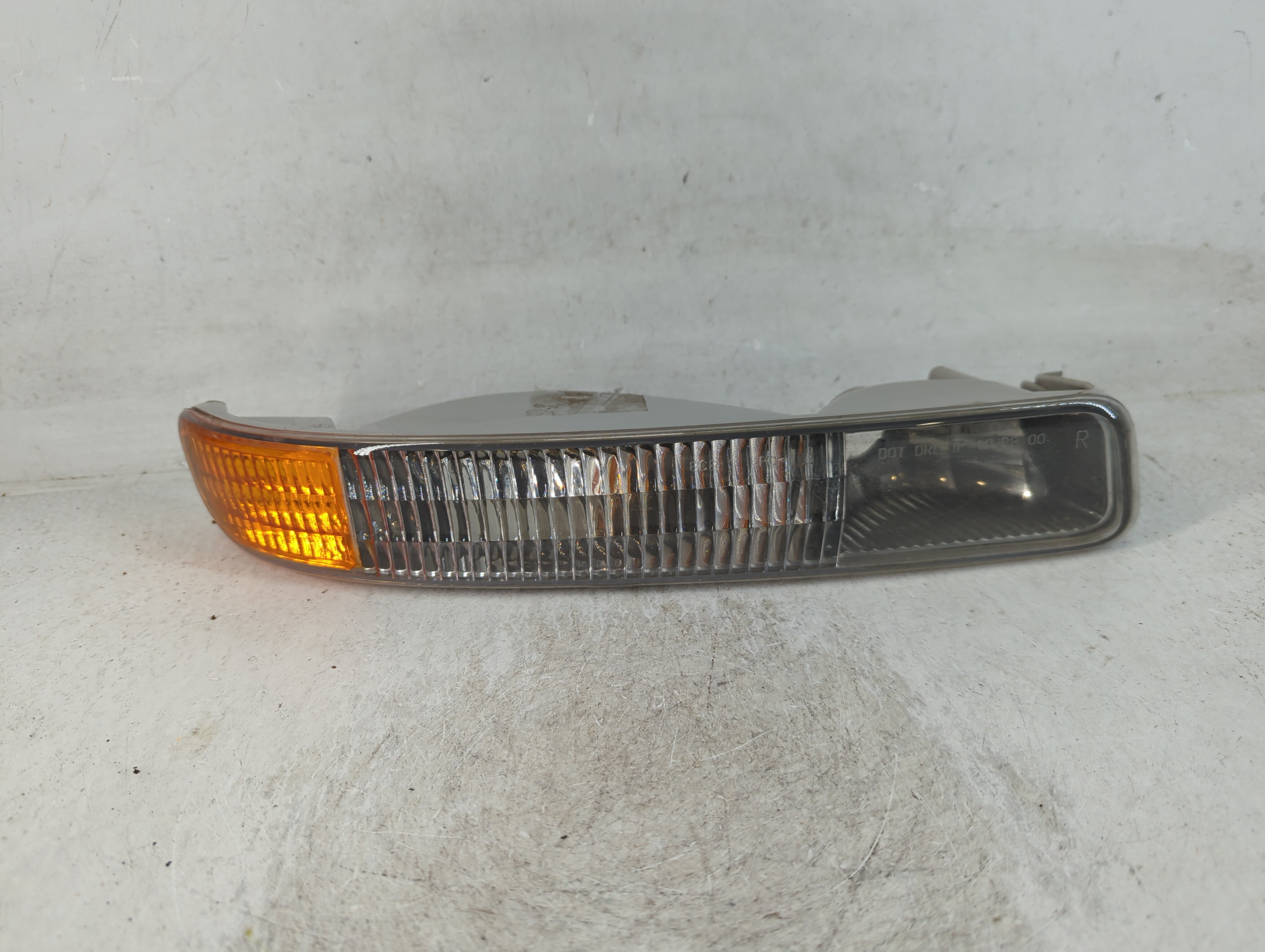 1999-2007 Gmc Sierra 1500 Passenger Right Oem Front Light Lamp 801538 - Oemusedautoparts1.com