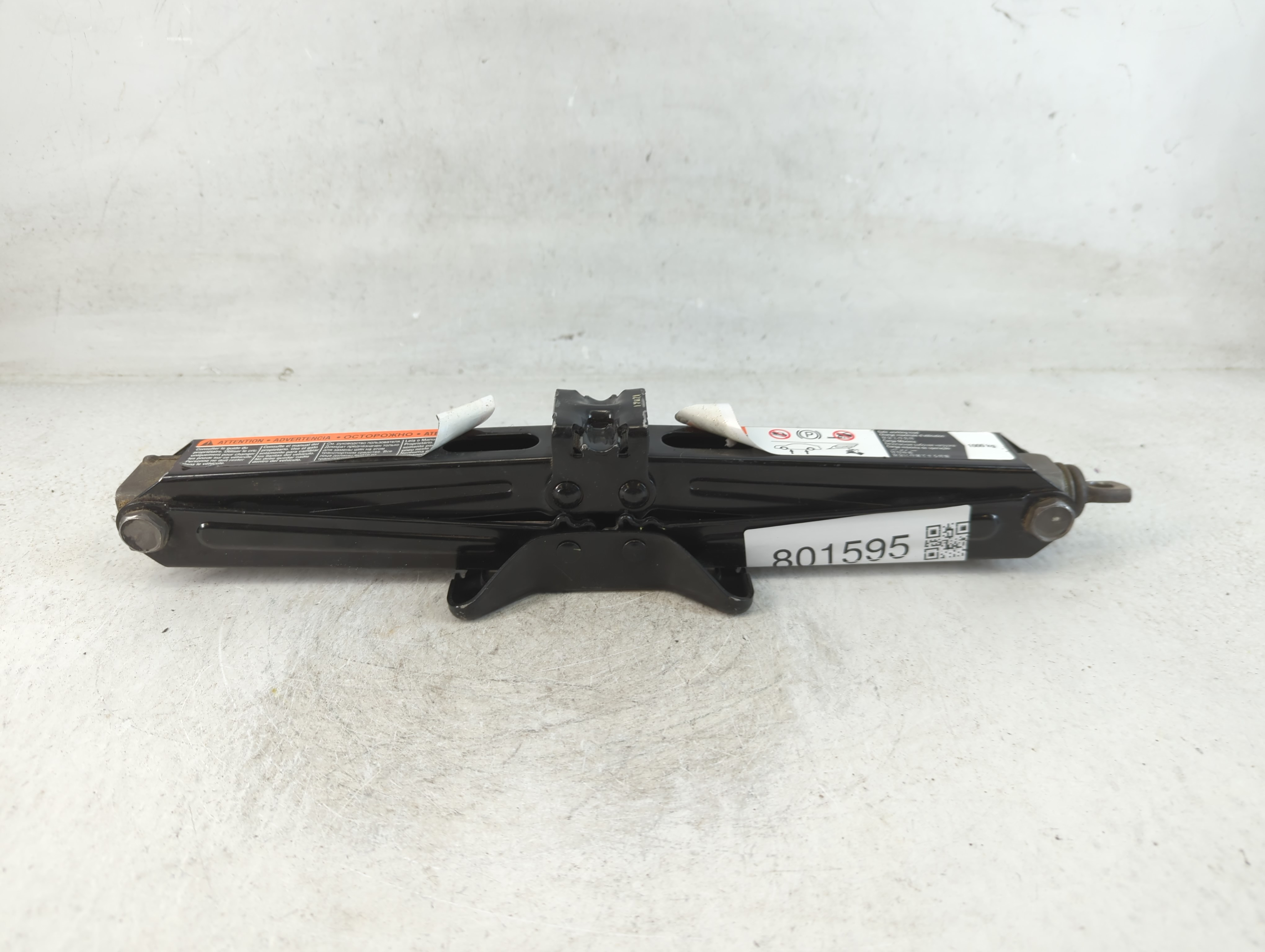 2013 Chevrolet Sonic Spare Scissor Car Jack 801595 - Oemusedautoparts1.com