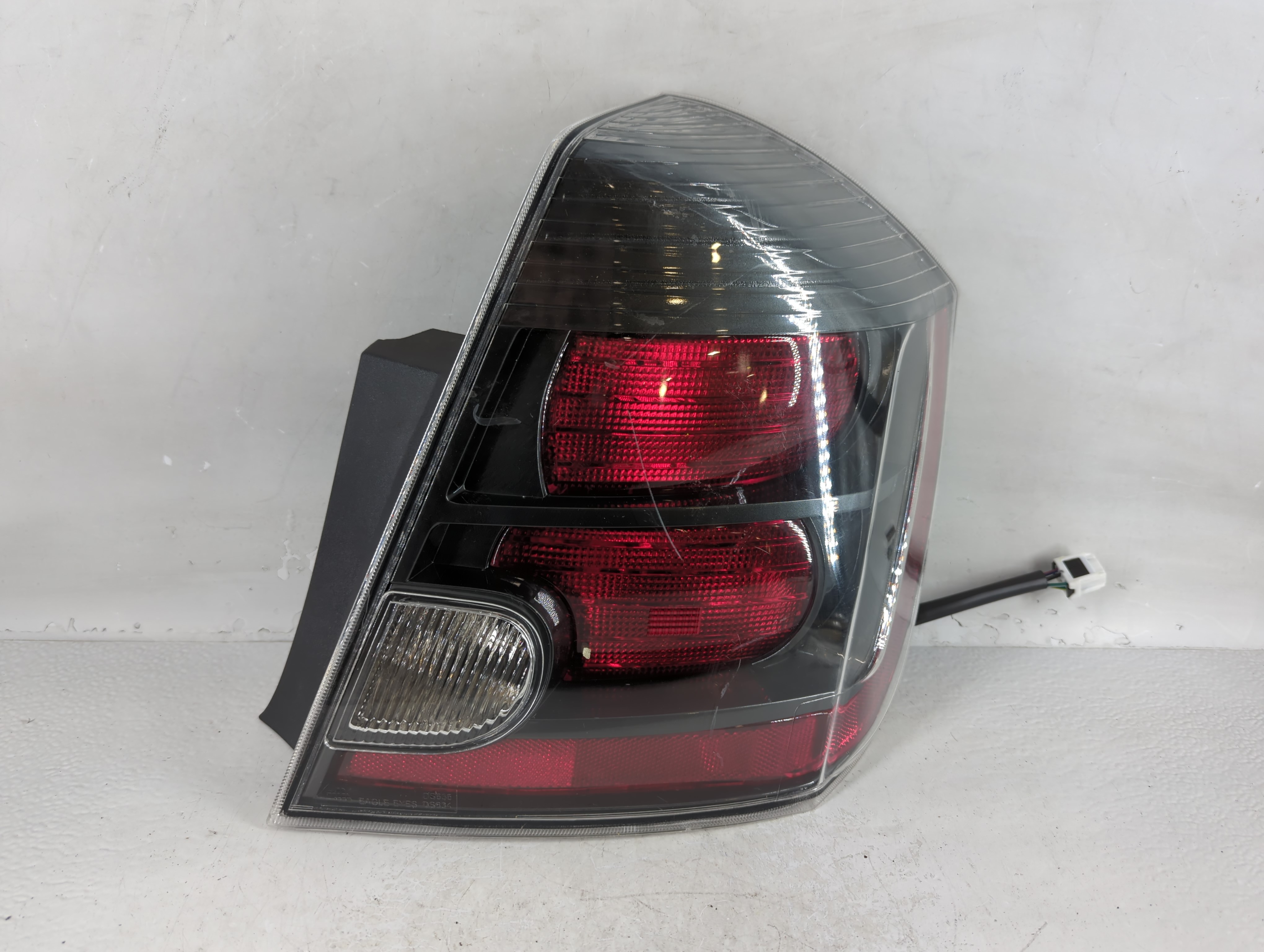 2010-2012 Nissan Sentra Passenger Right Side Tail Light Taillight Oem 801628 - Oemusedautoparts1.com