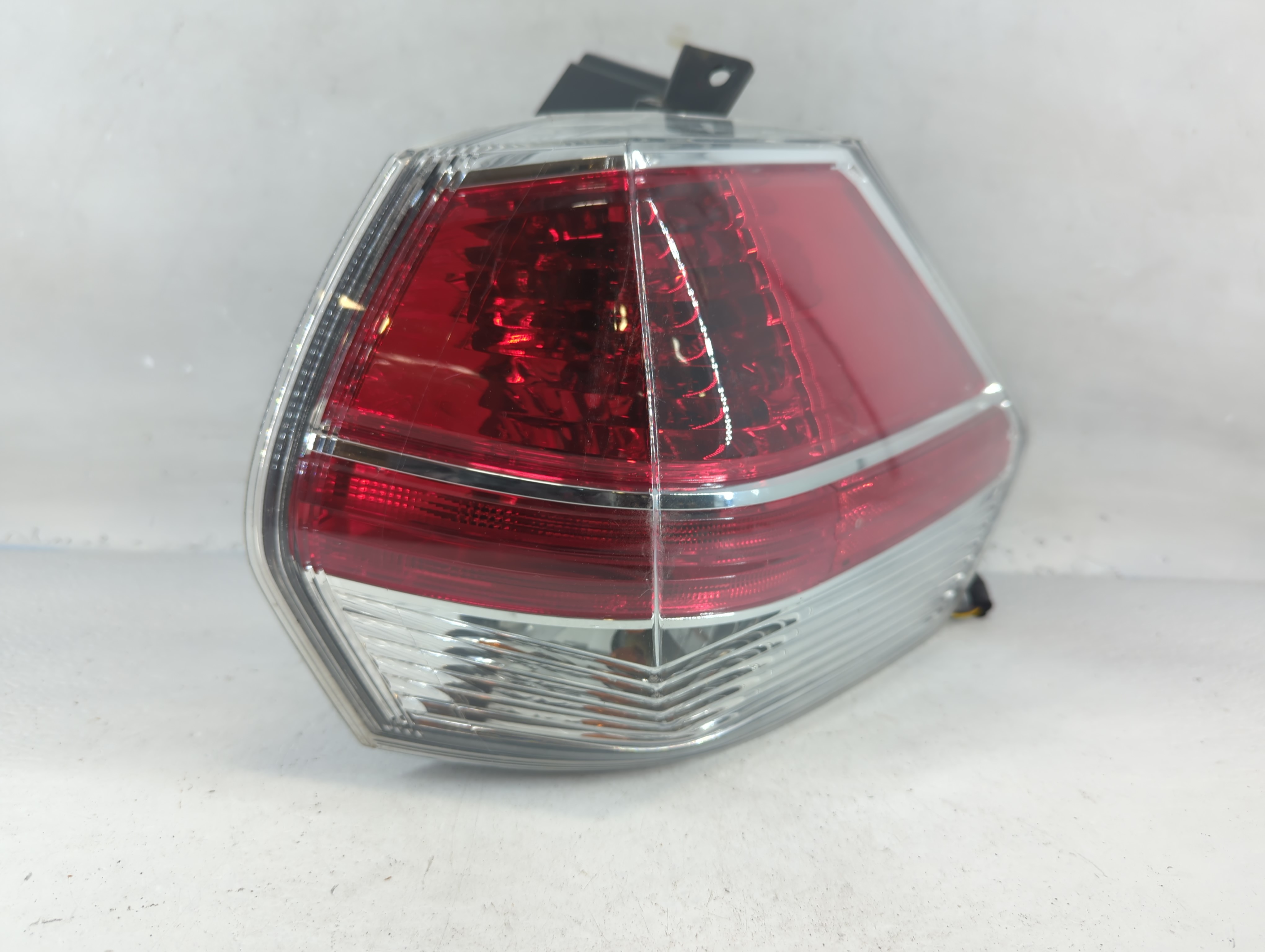 2014-2017 Nissan Rogue Passenger Right Side Tail Light Taillight Oem 801666 - Oemusedautoparts1.com