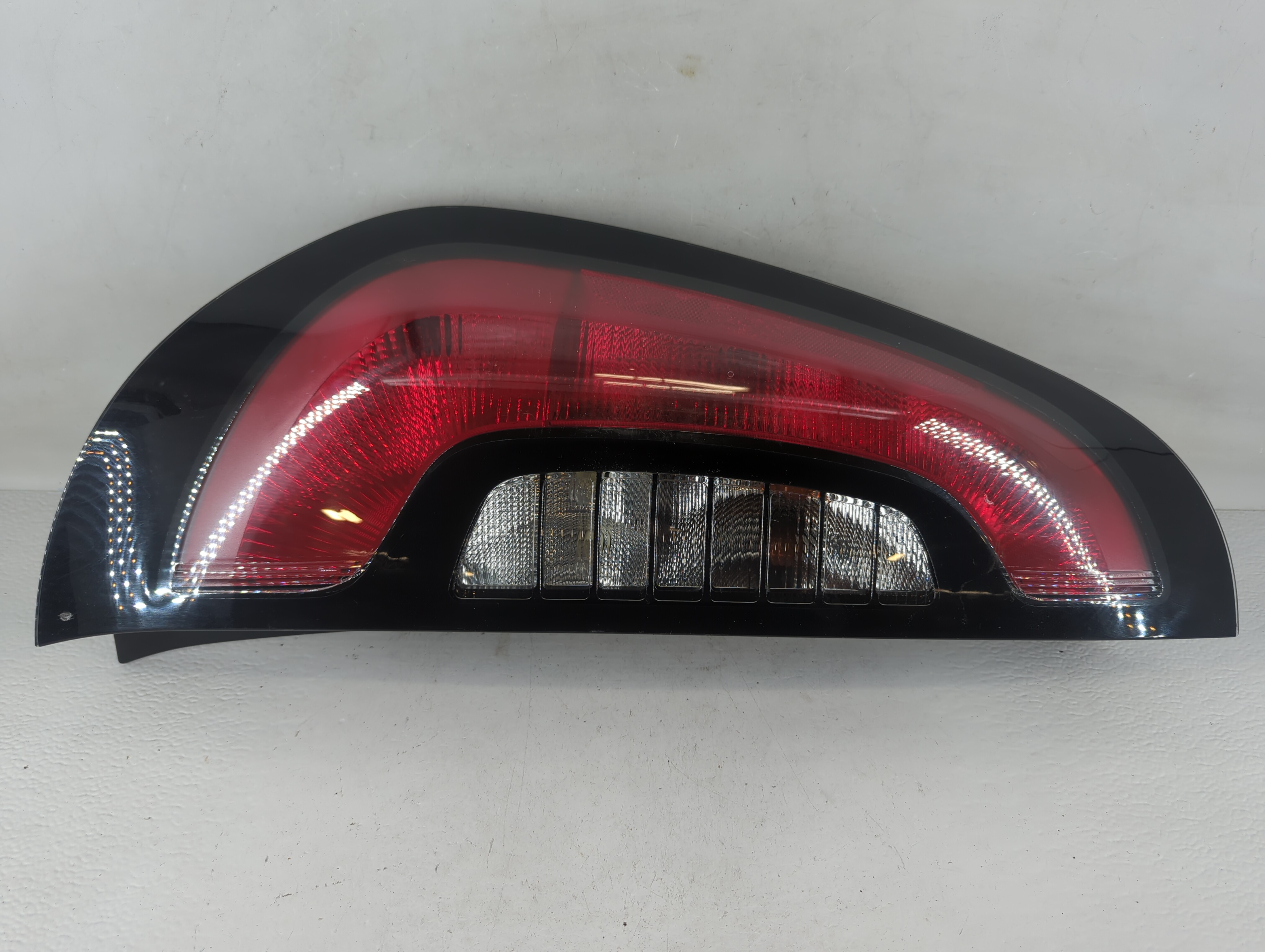 2014-2019 Kia Soul Driver Left Side Tail Light Taillight Oem 801691 - Oemusedautoparts1.com