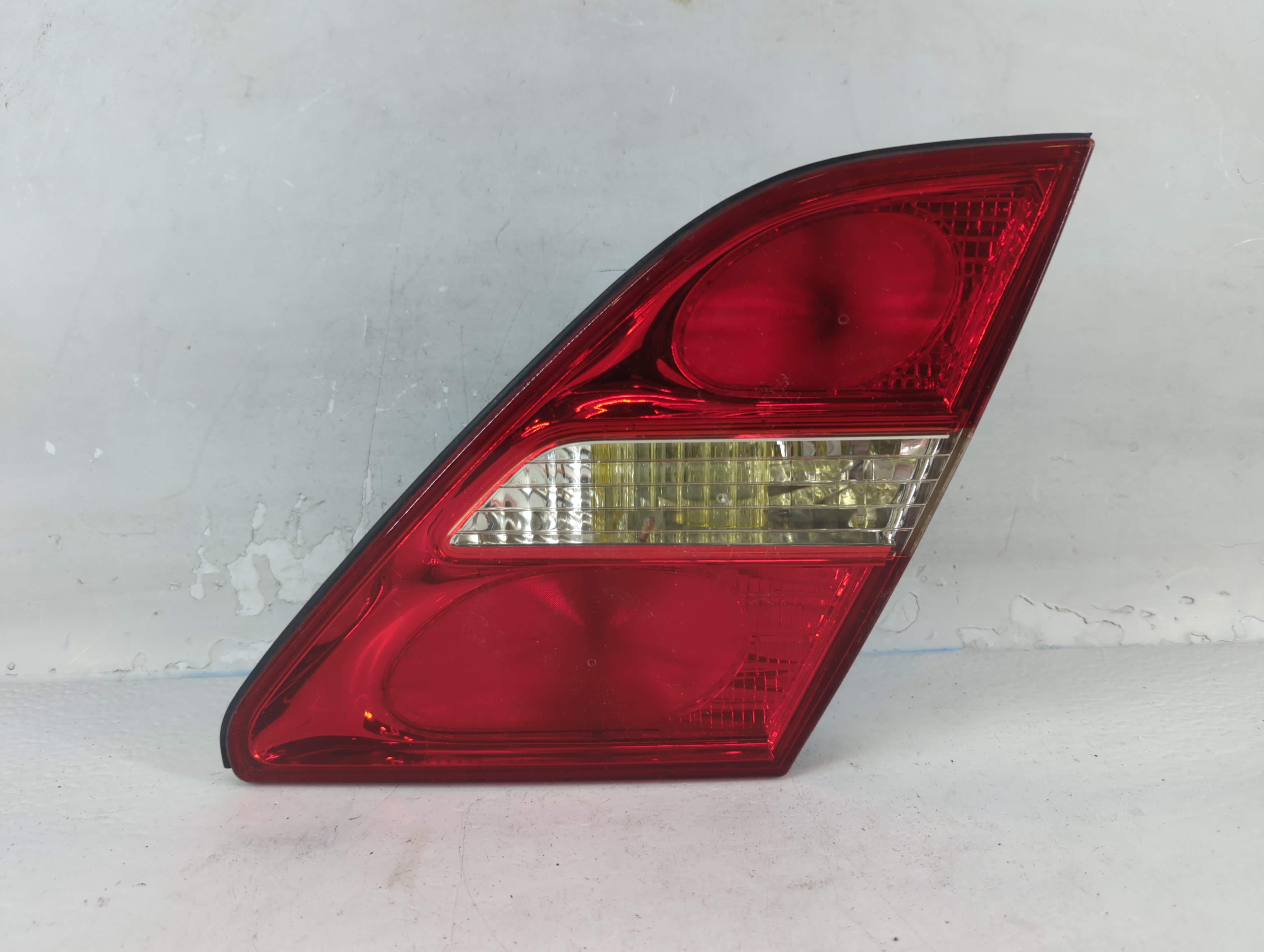 Picture of 2001-2004 Lexus Ls430 Passenger Right Side Tail Light Taillight Oem 801696