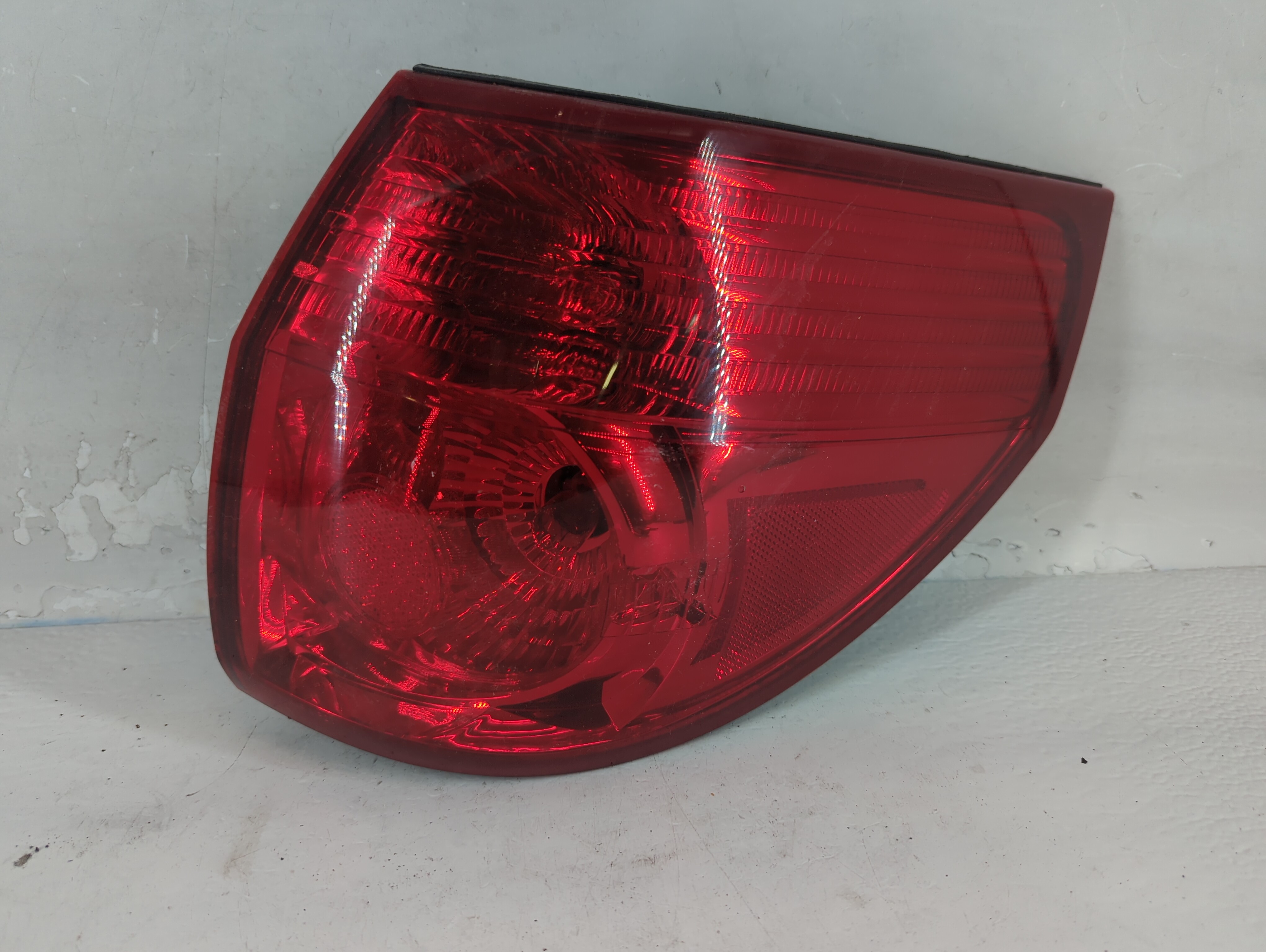 2006-2010 Toyota Sienna Passenger Right Side Tail Light Taillight Oem 801699 - Oemusedautoparts1.com