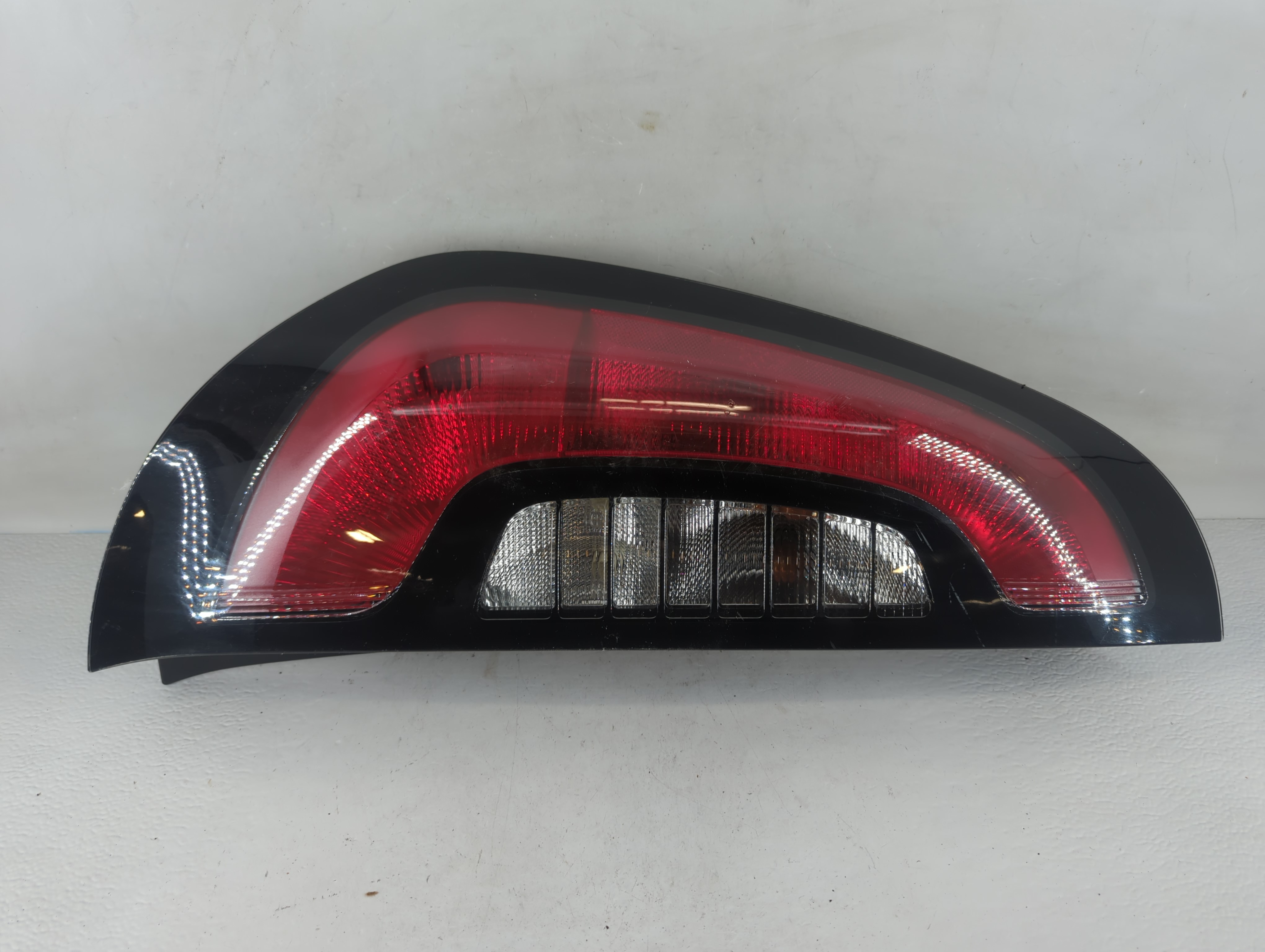 2014-2019 Kia Soul Driver Left Side Tail Light Taillight Oem 801702 - Oemusedautoparts1.com