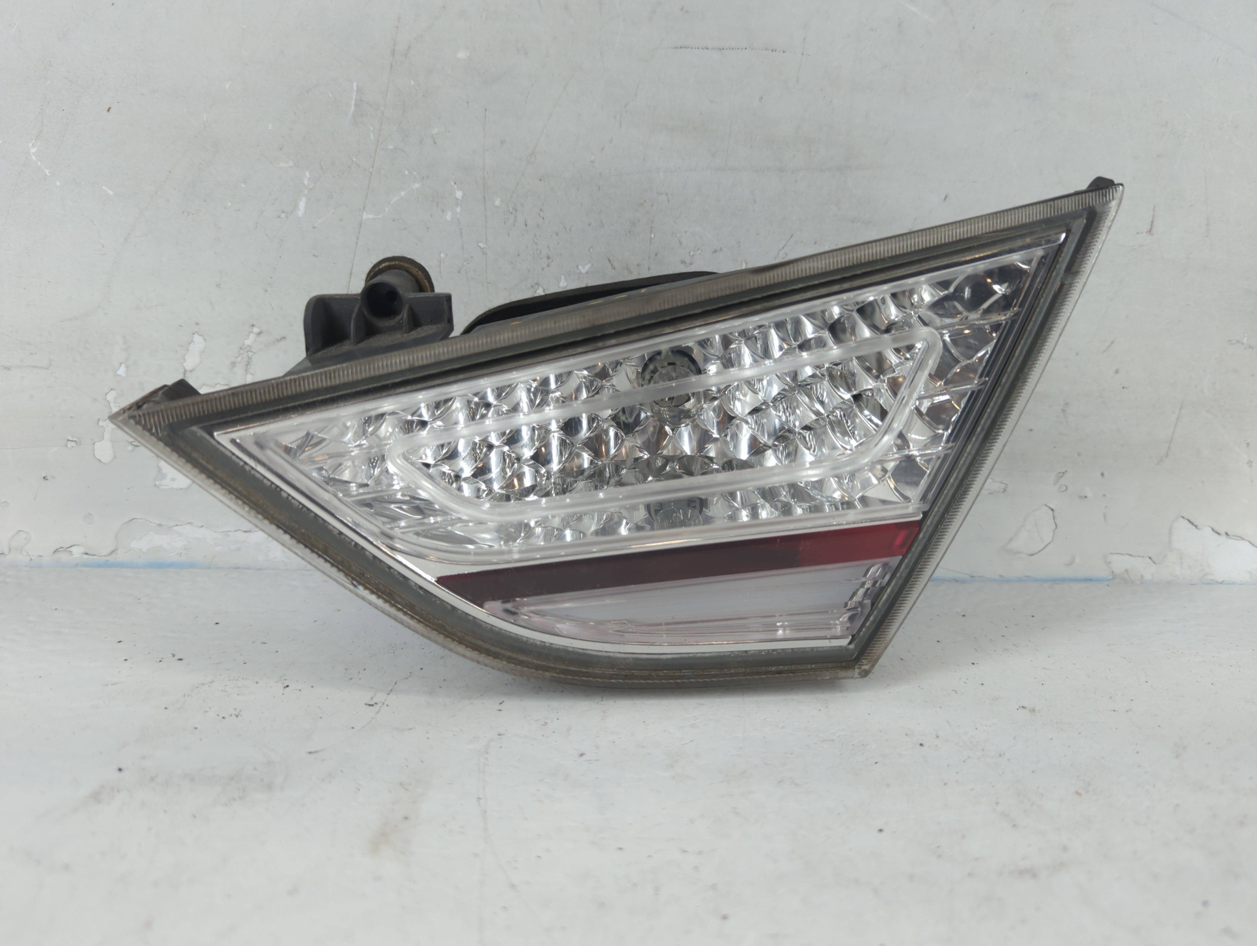 Picture of 2011-2015 Hyundai Sonata Passenger Right Side Tail Light Taillight Oem 801717